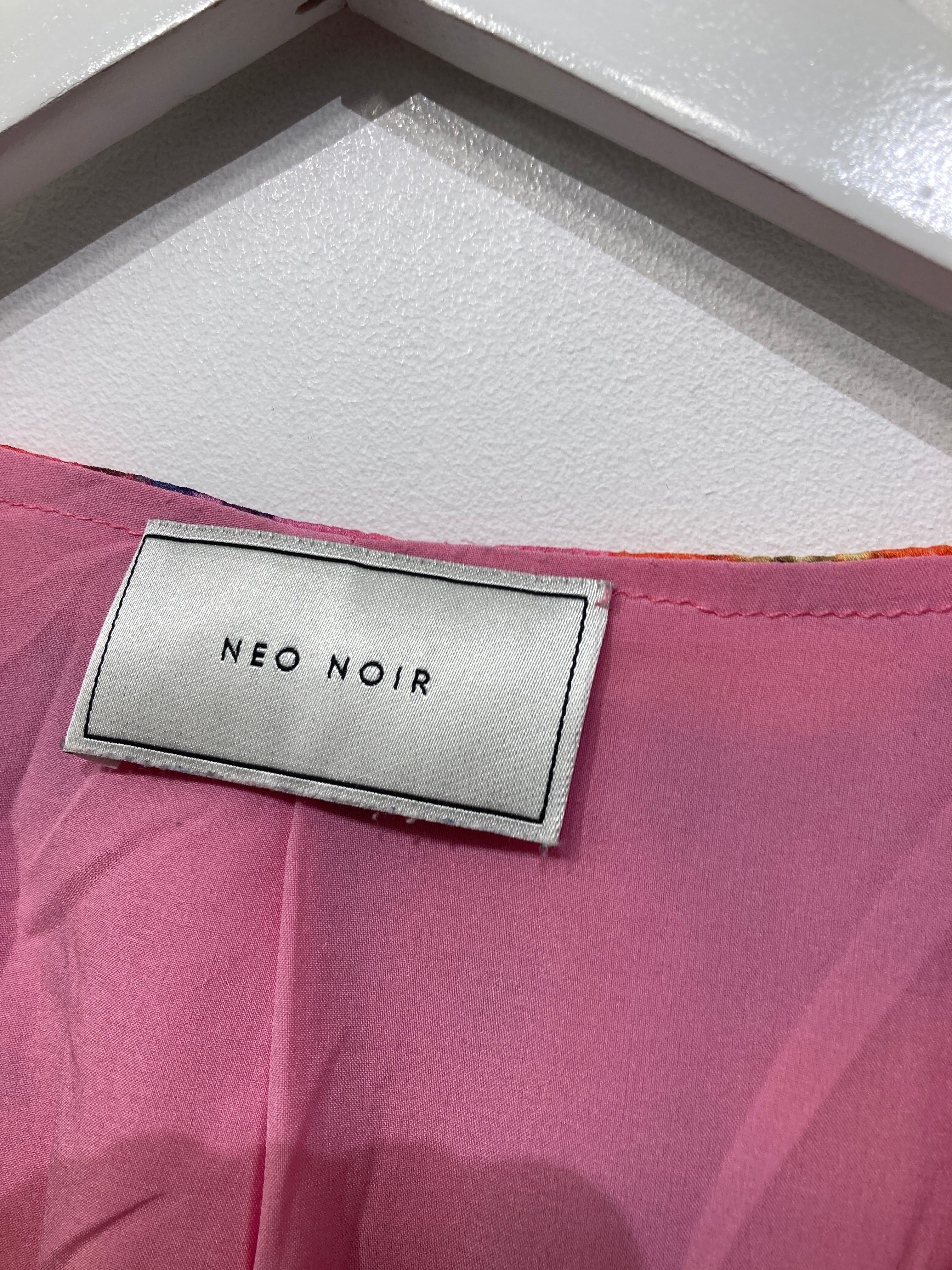 Neo Noir Bluse