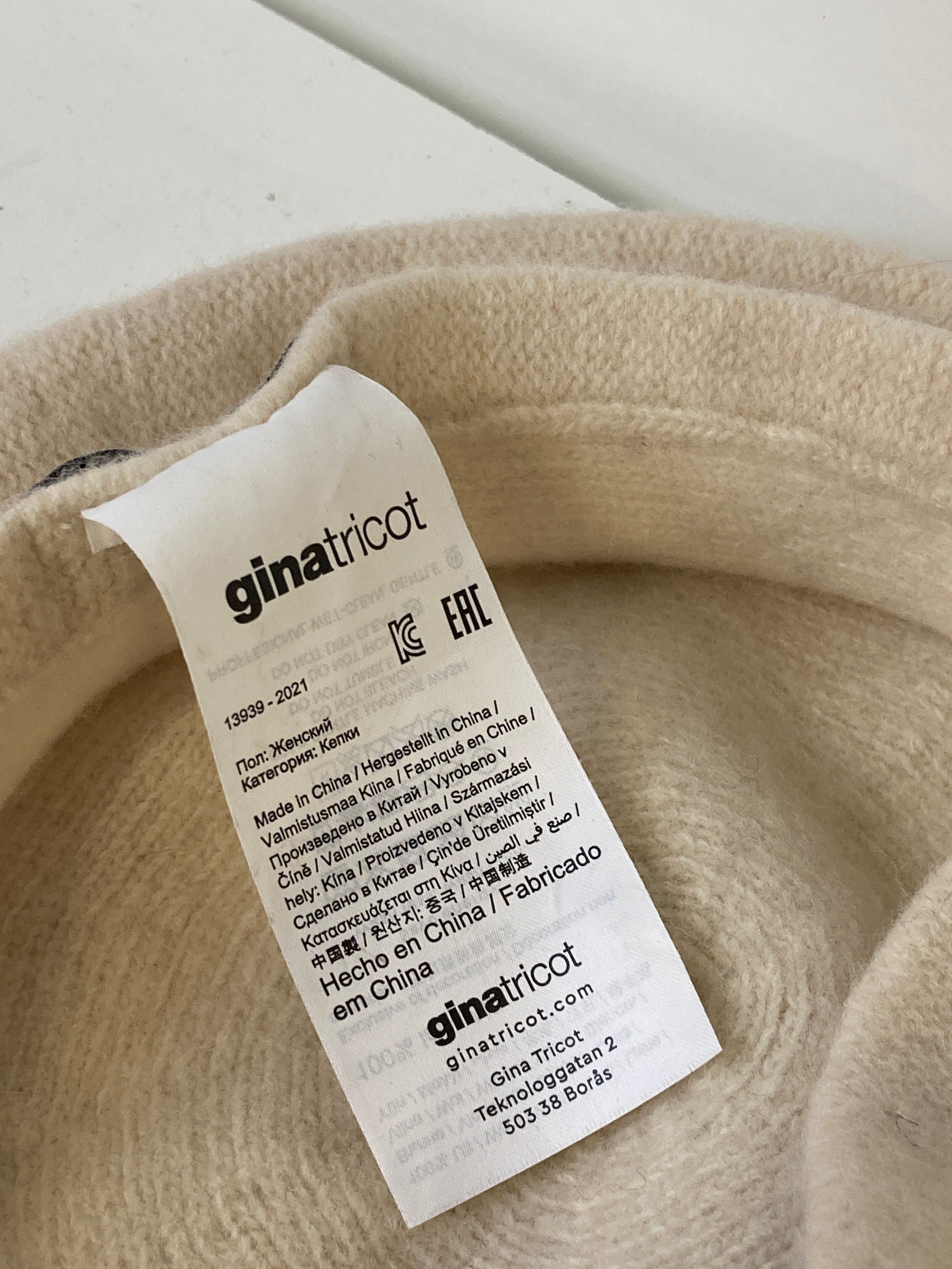 Gina Tricot Hat