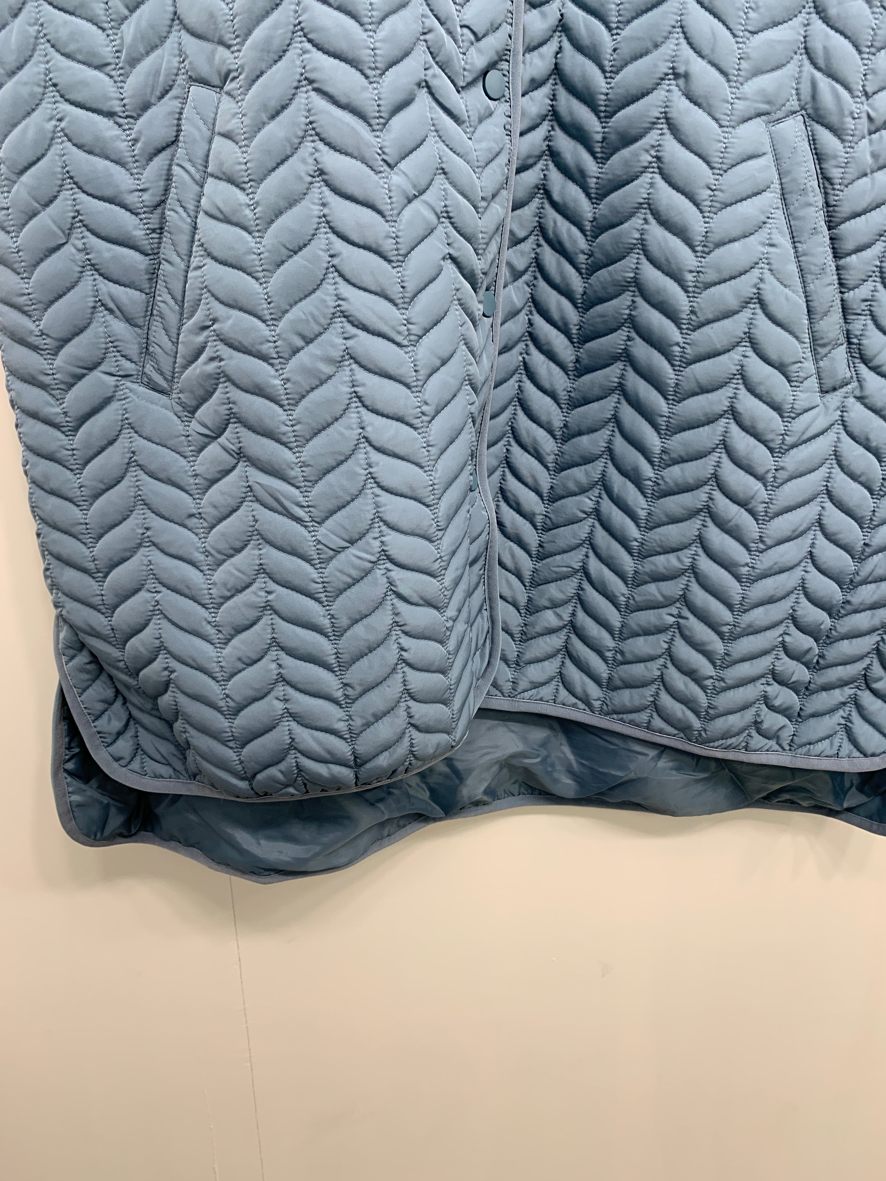 Cassiopeia Vest