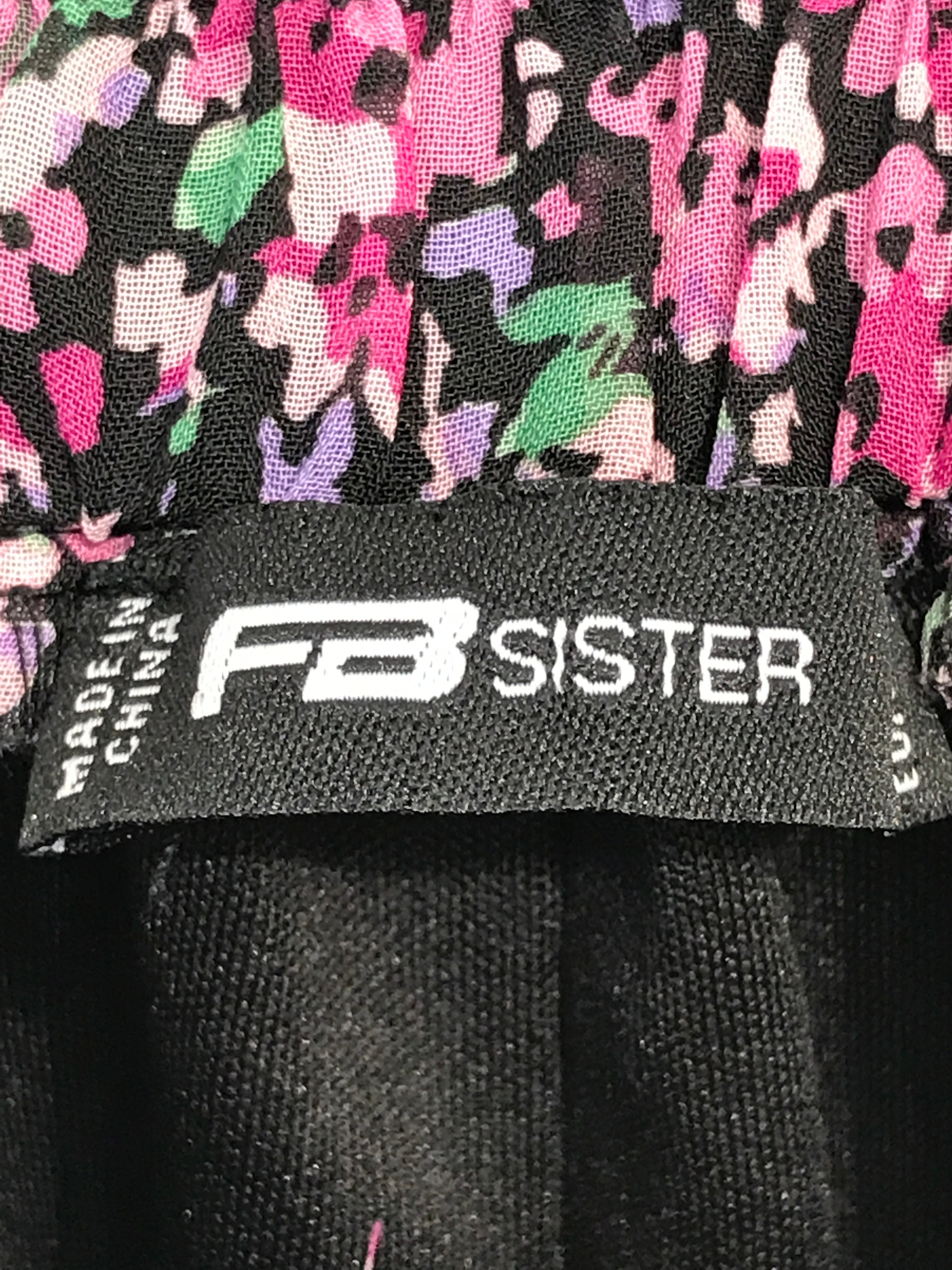 FB Sister Nederdel