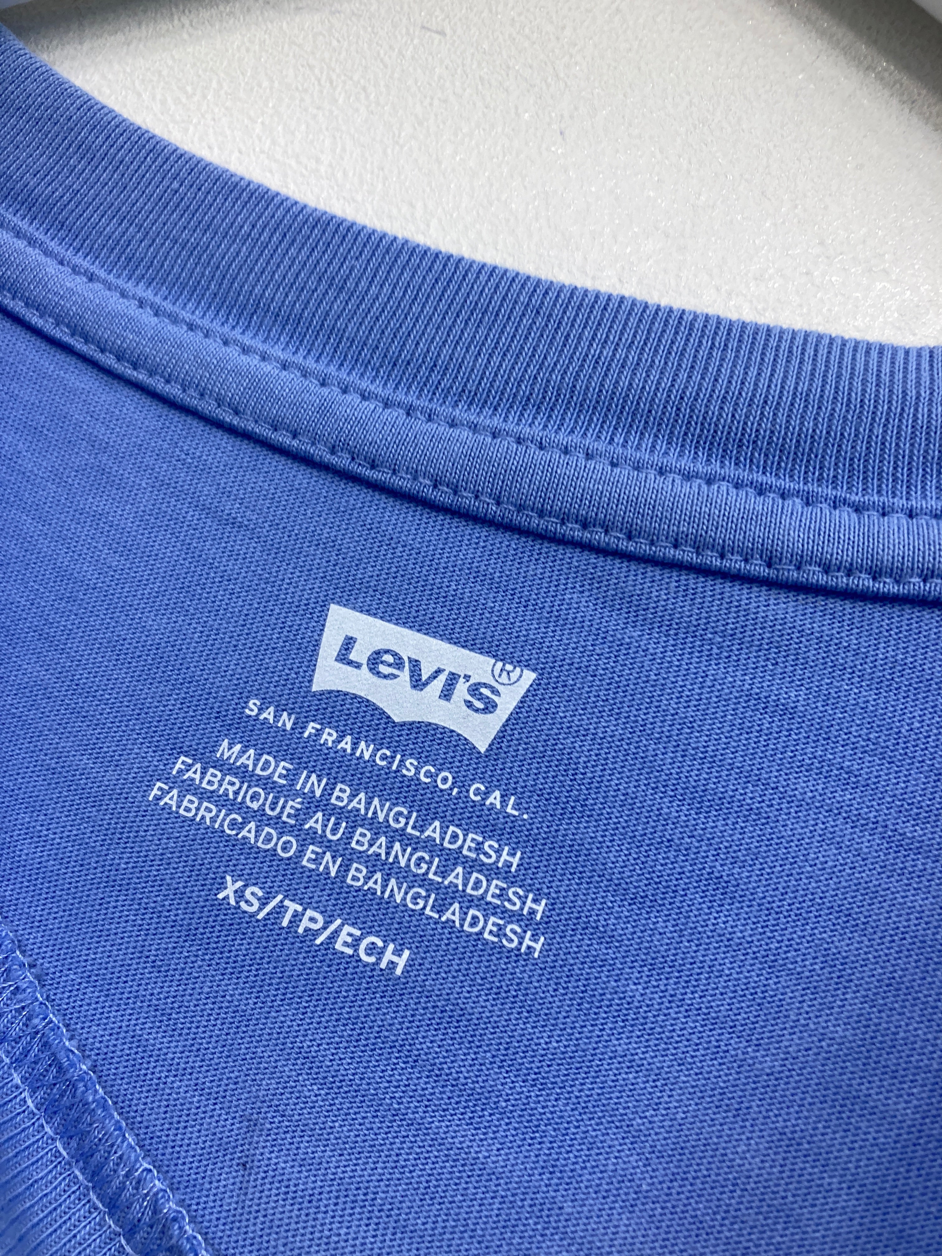 Levi's T-shirt