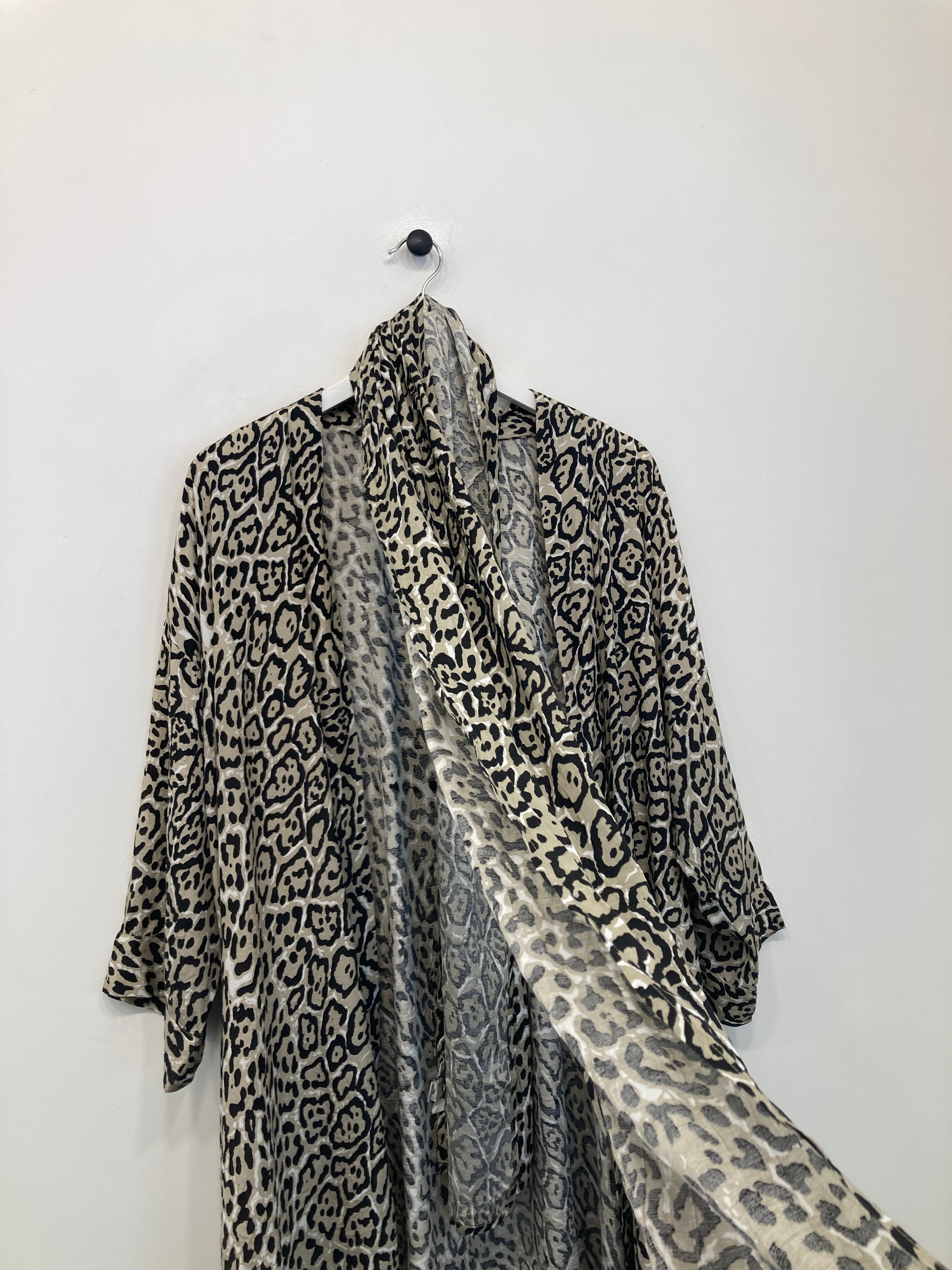 Masai Cardigan
