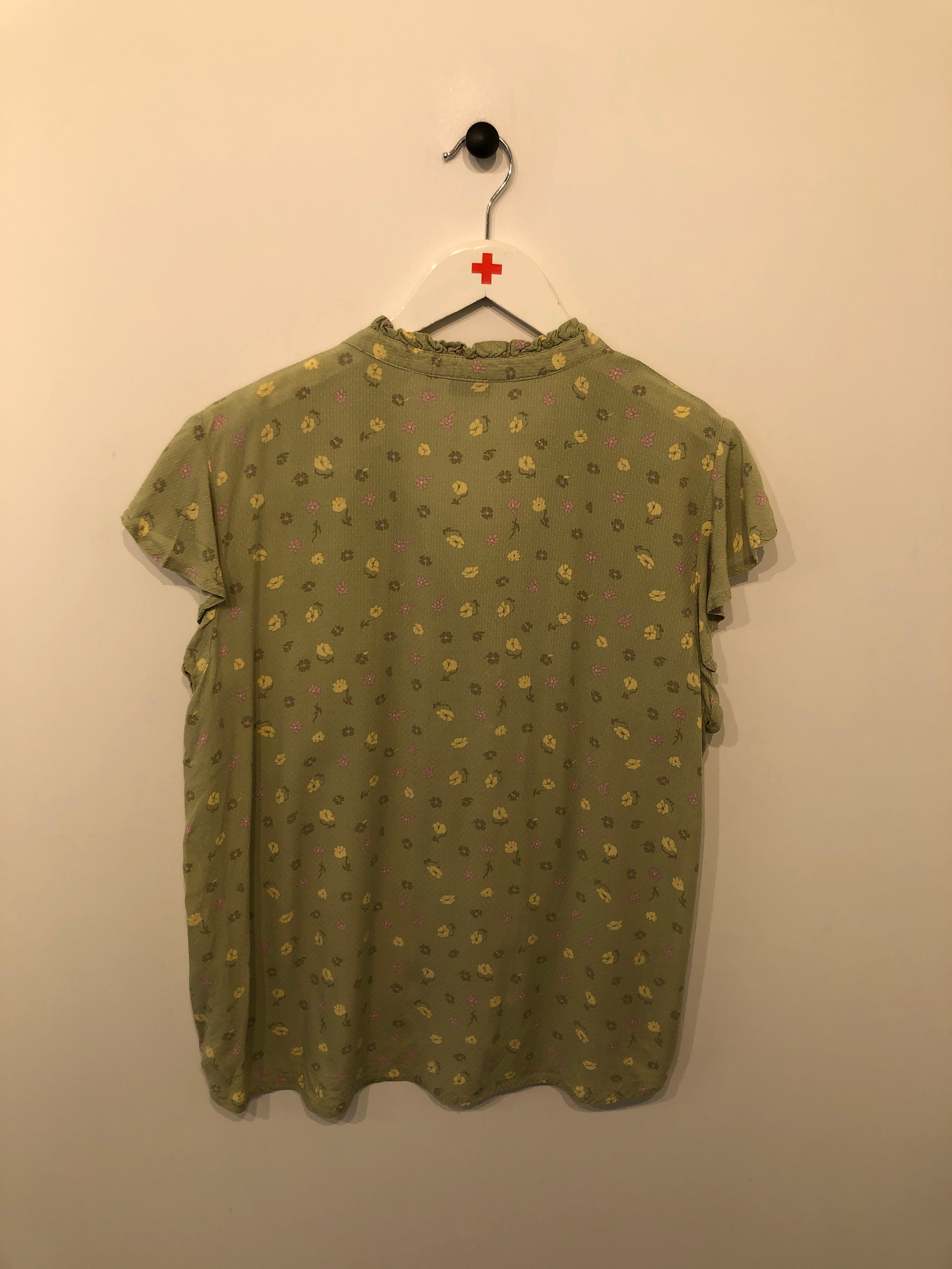 B.Young Bluse