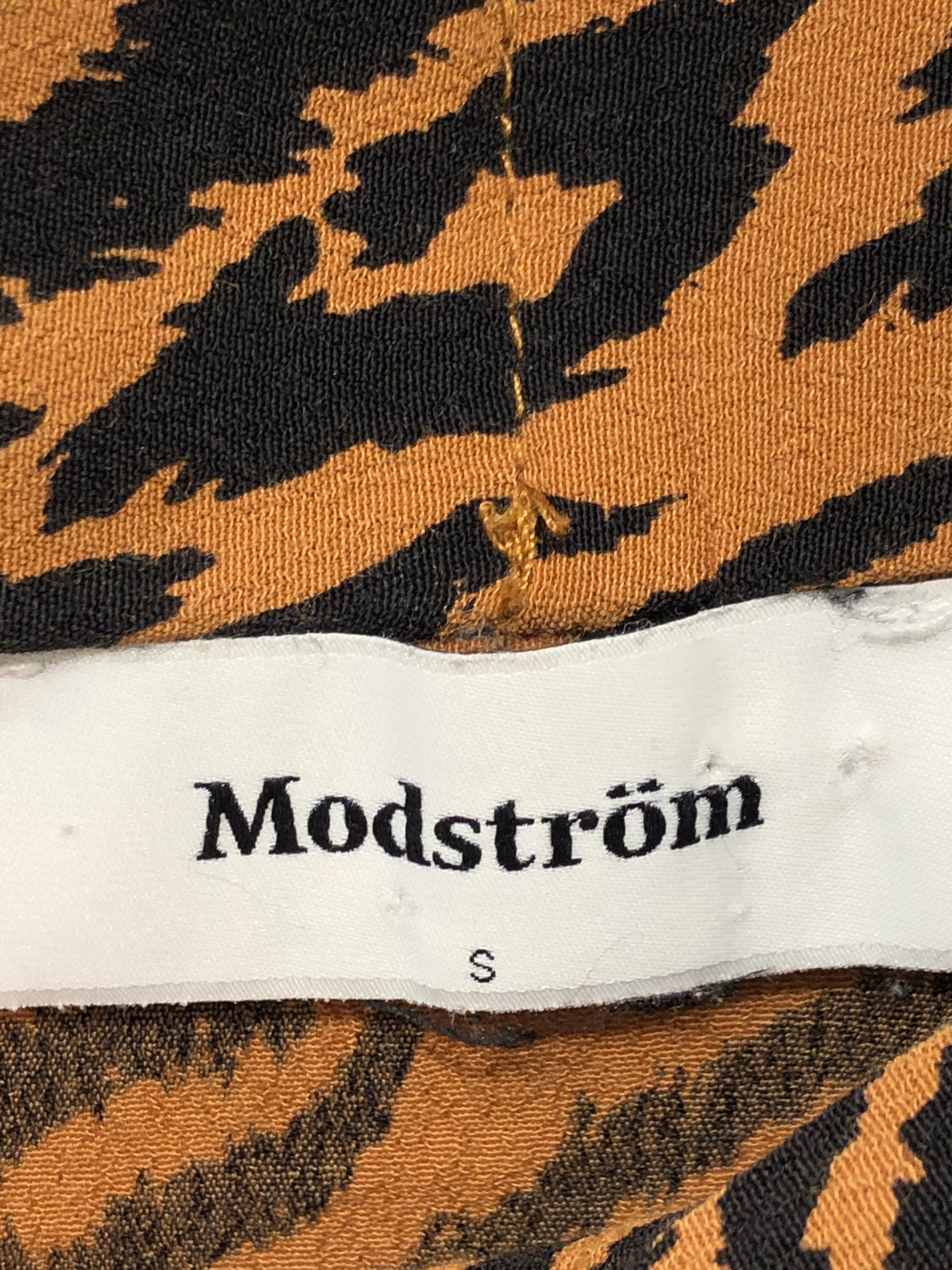 Modström Nederdel