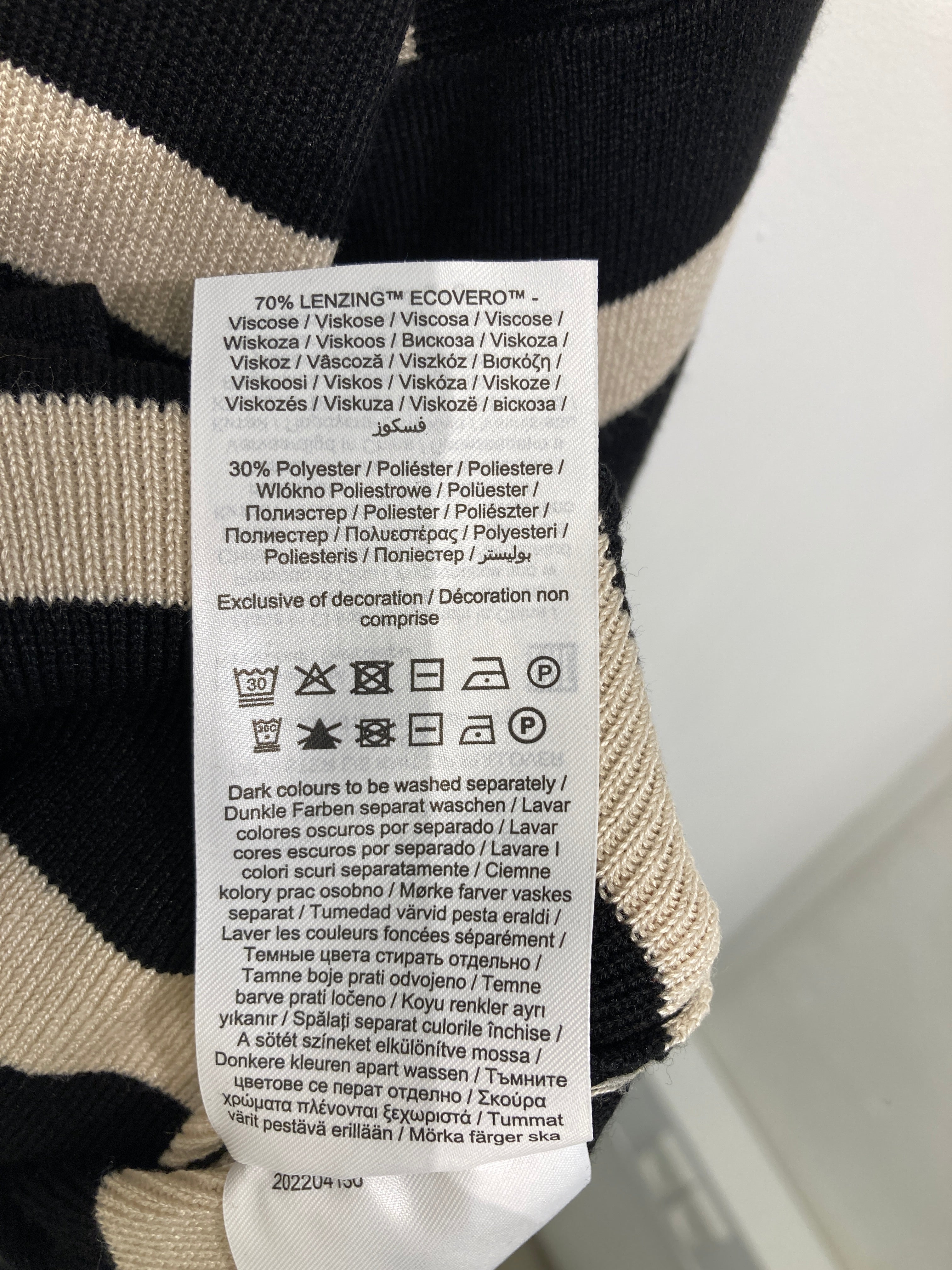 Object Sweater