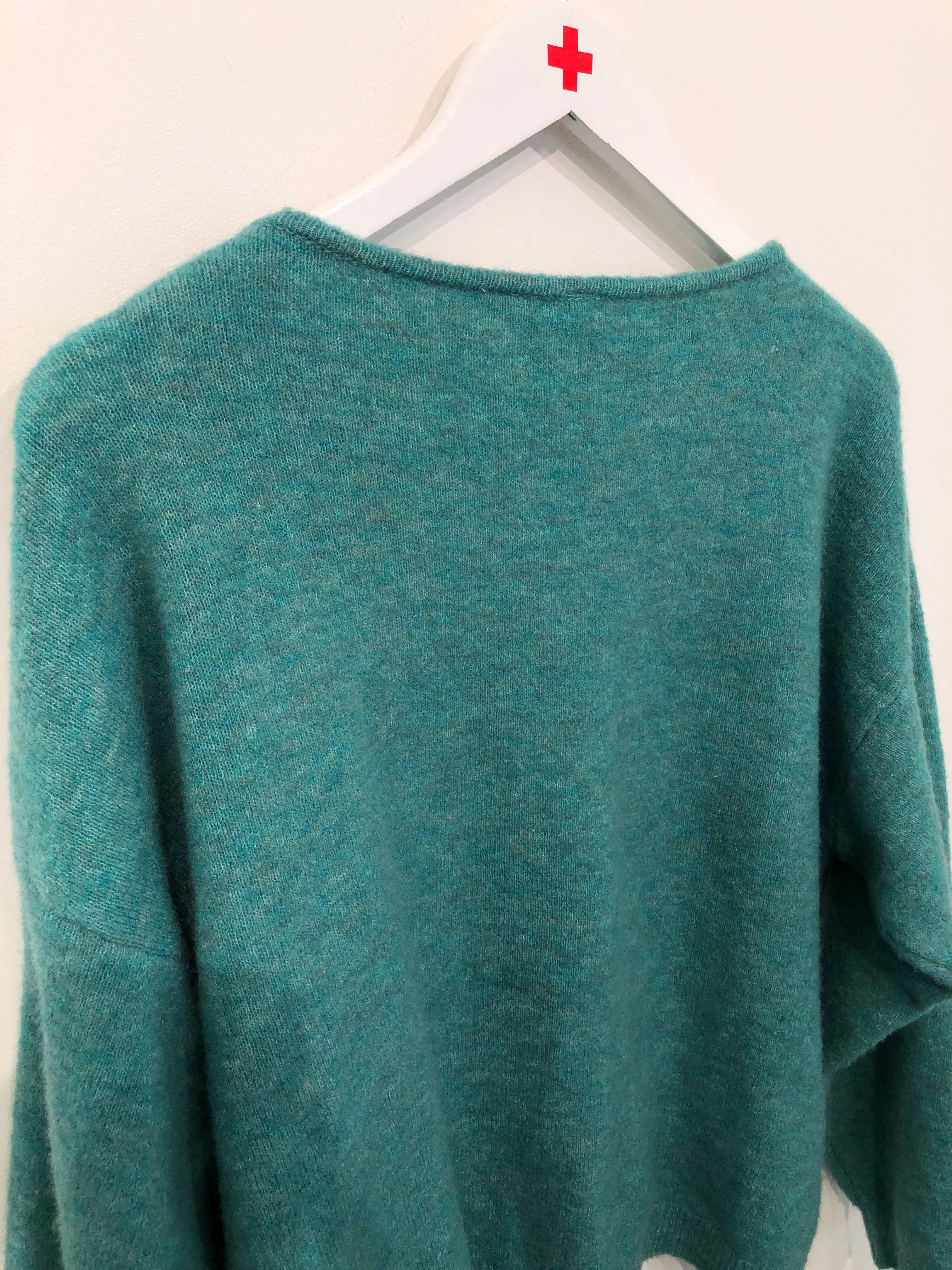 Basic Apparel Bluse
