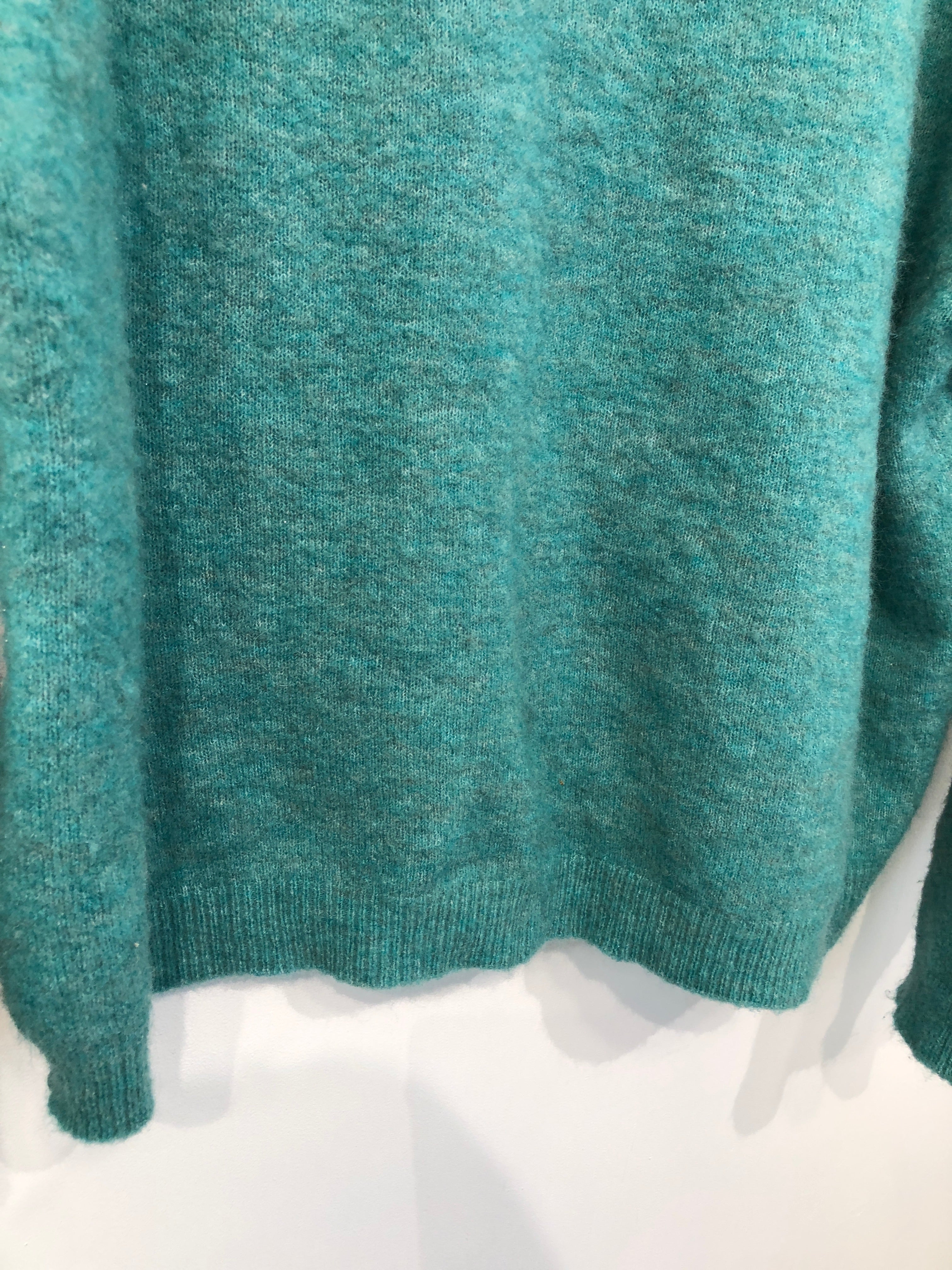 Basic Apparel Bluse