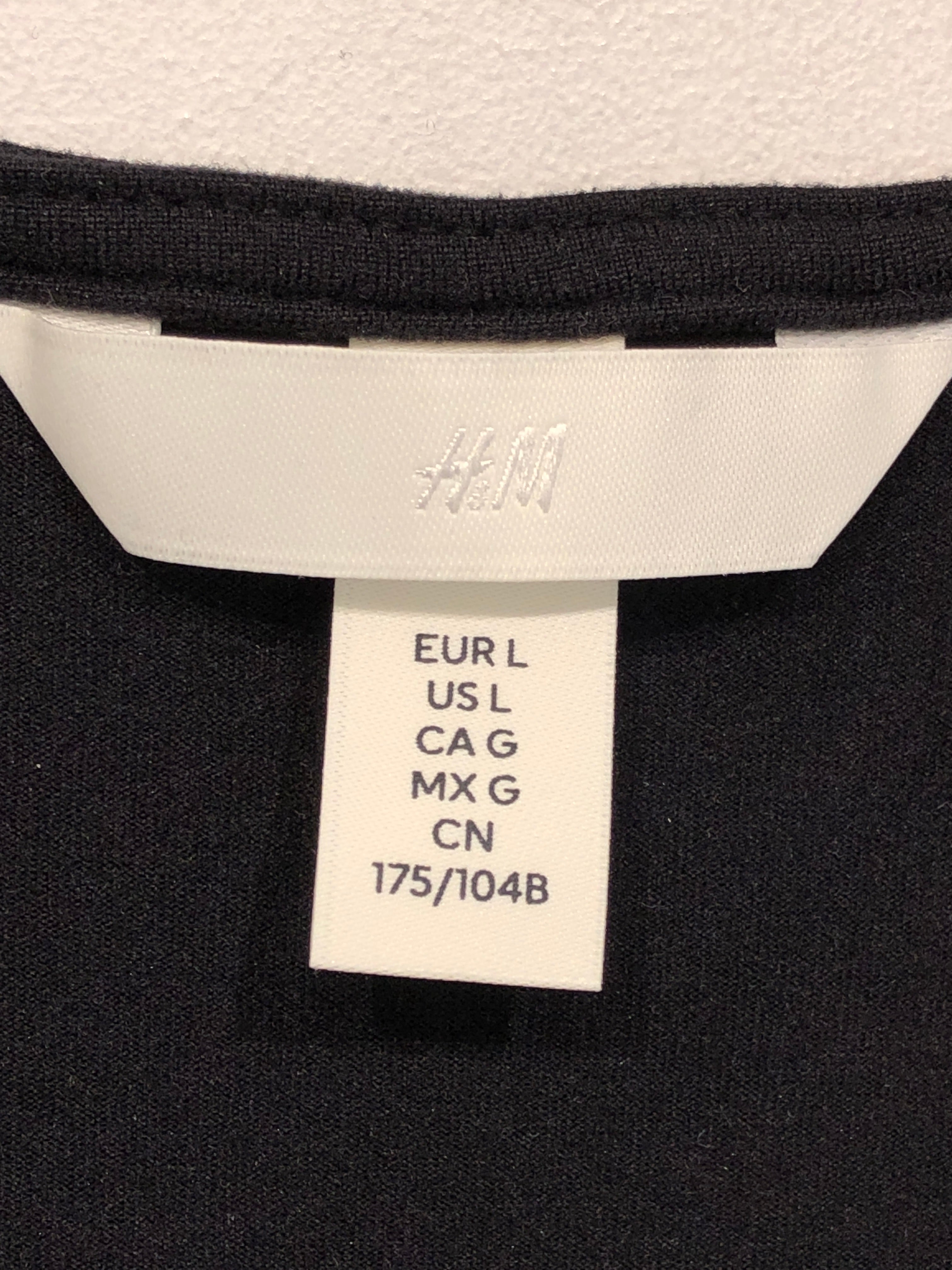 H&M T-Shirt