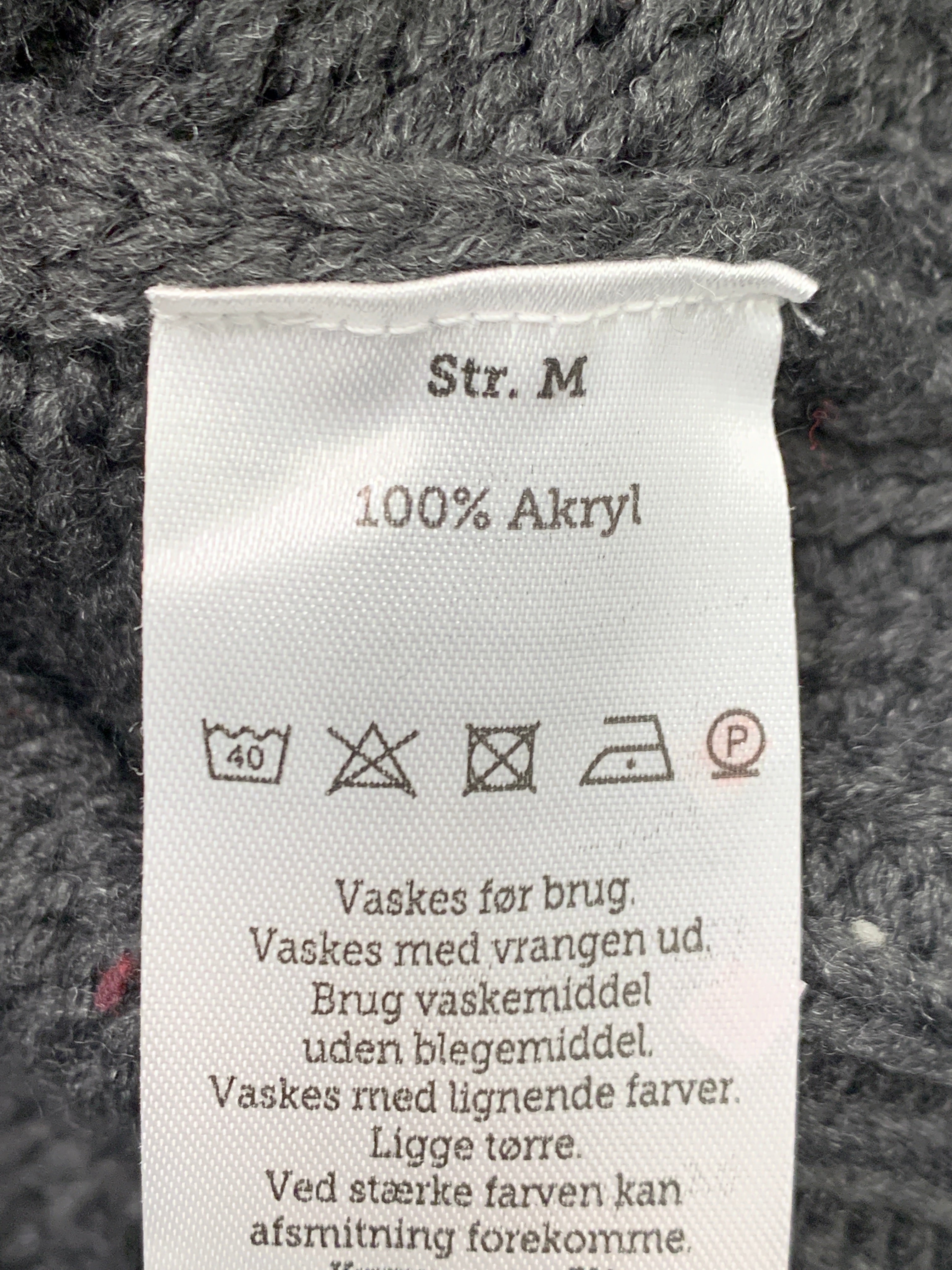 VRS Sweater