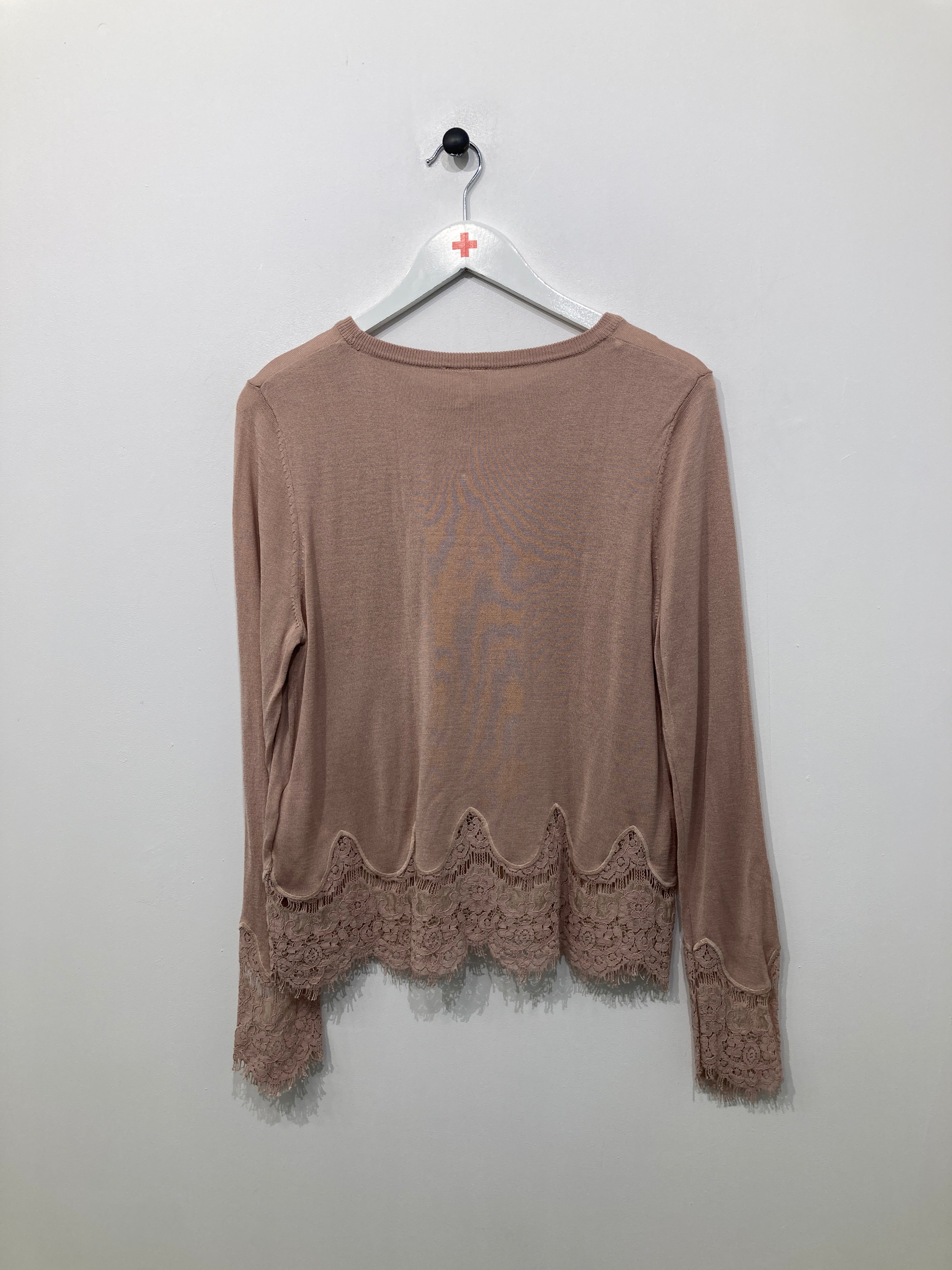Divided (H&M) Strik