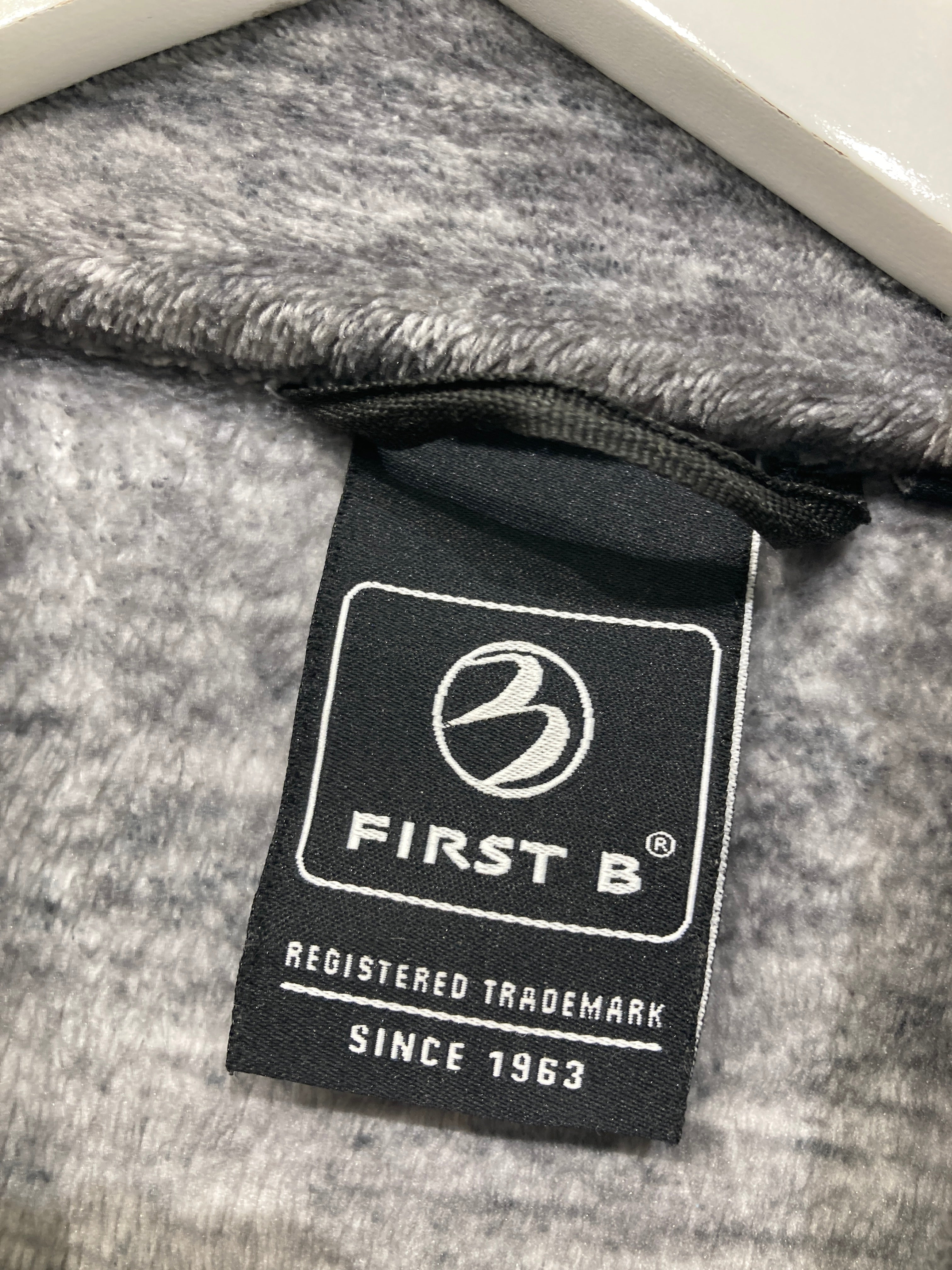 First B Fleecetrøje