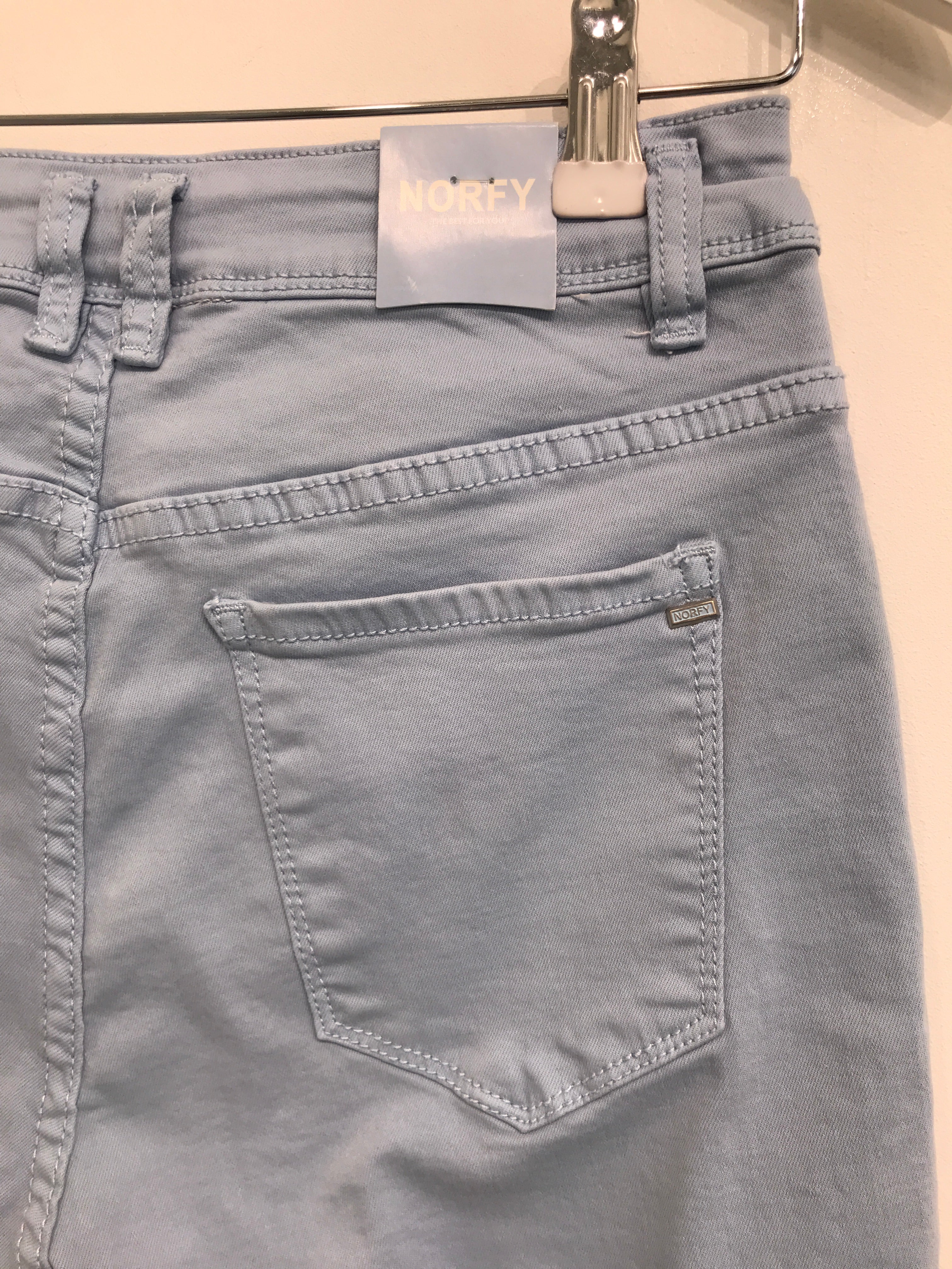 Norfy Shorts