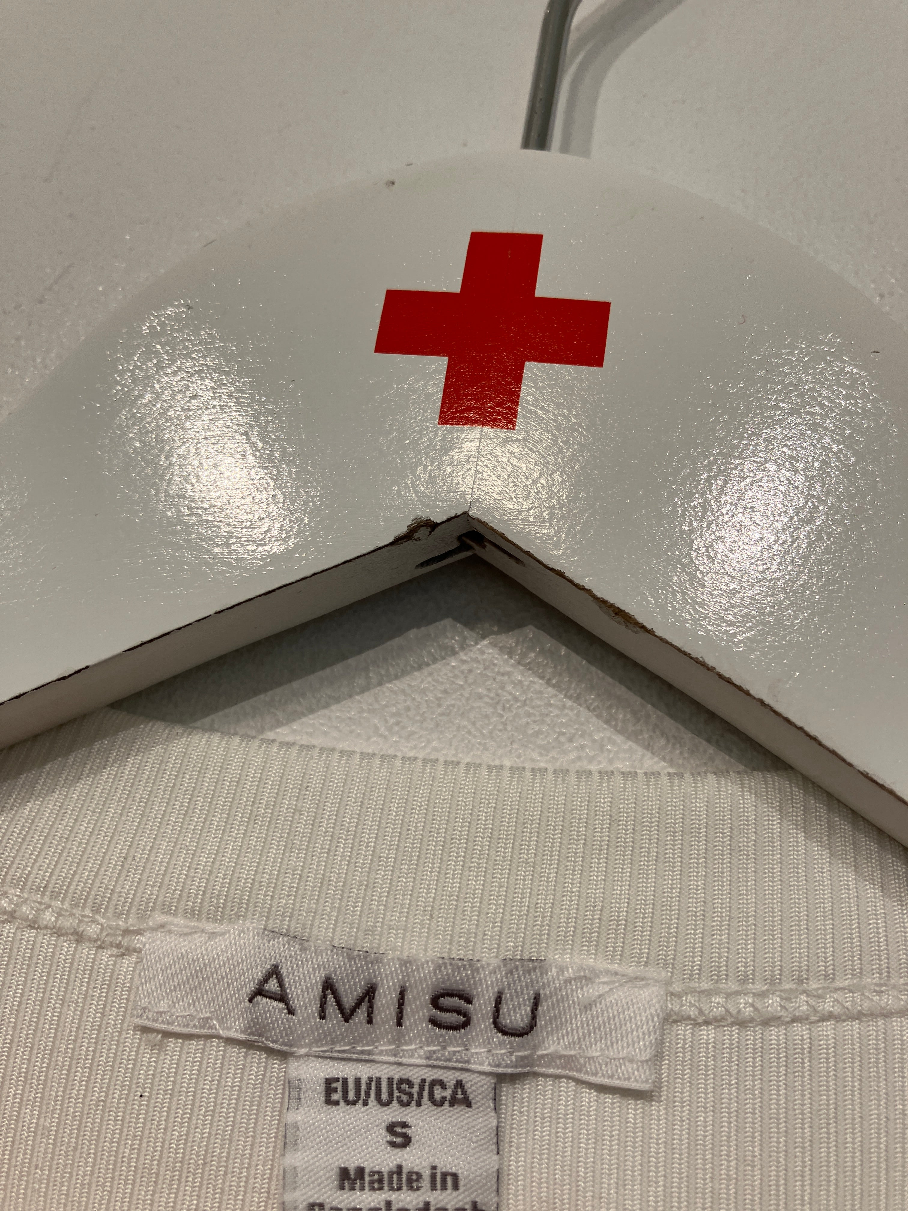 Amisu Top