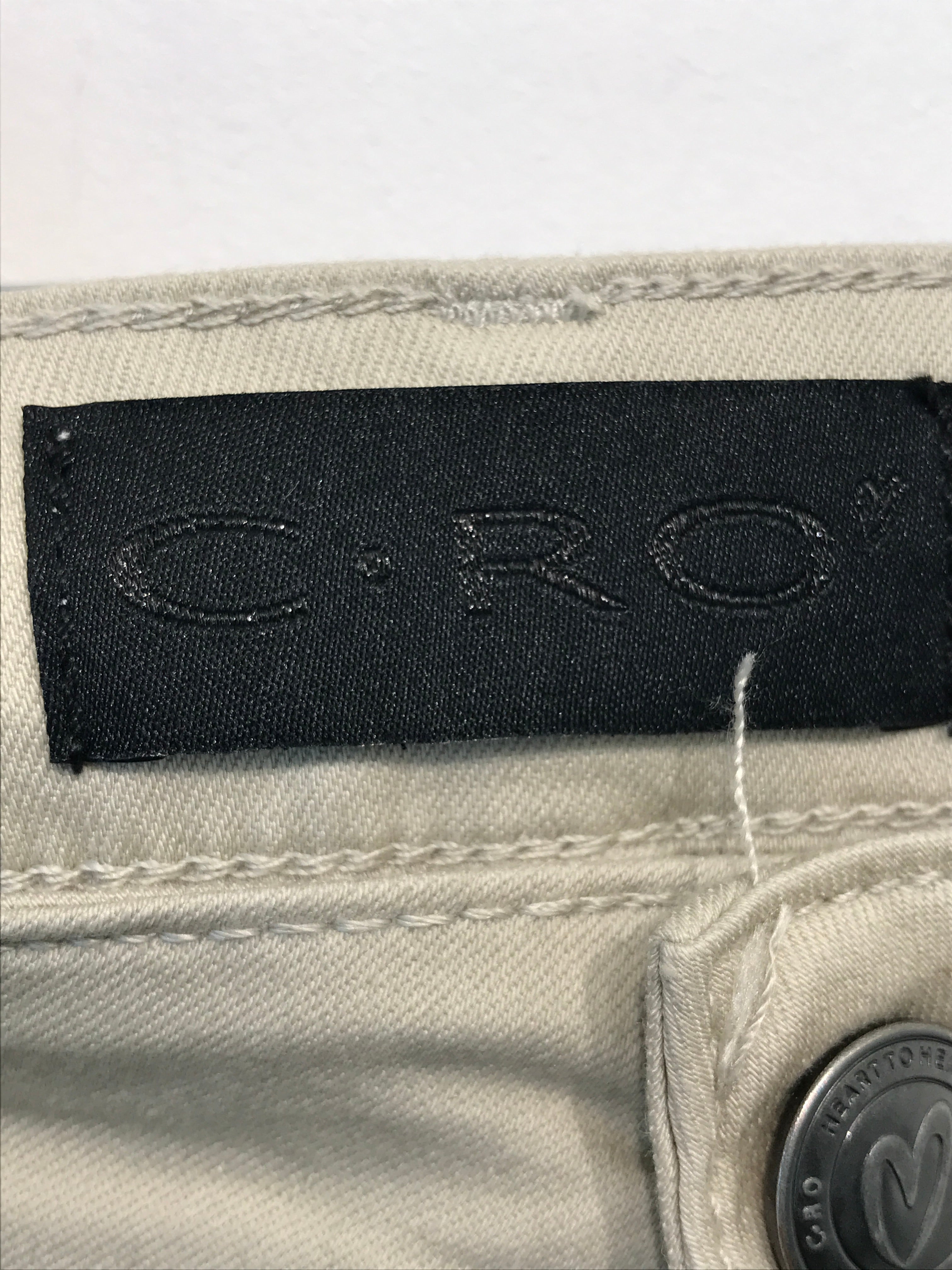 C Ro Bukser