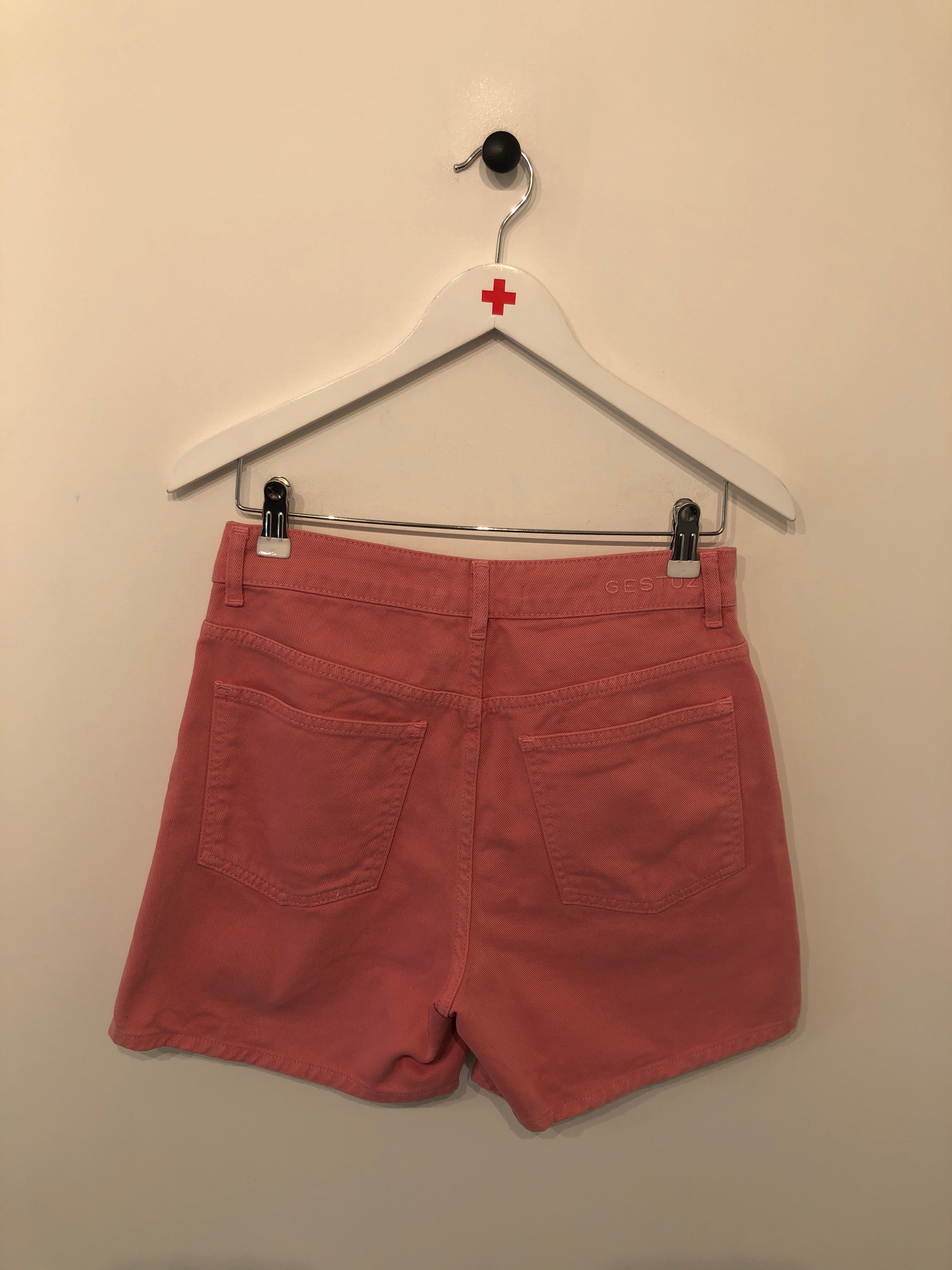 Gestuz Shorts