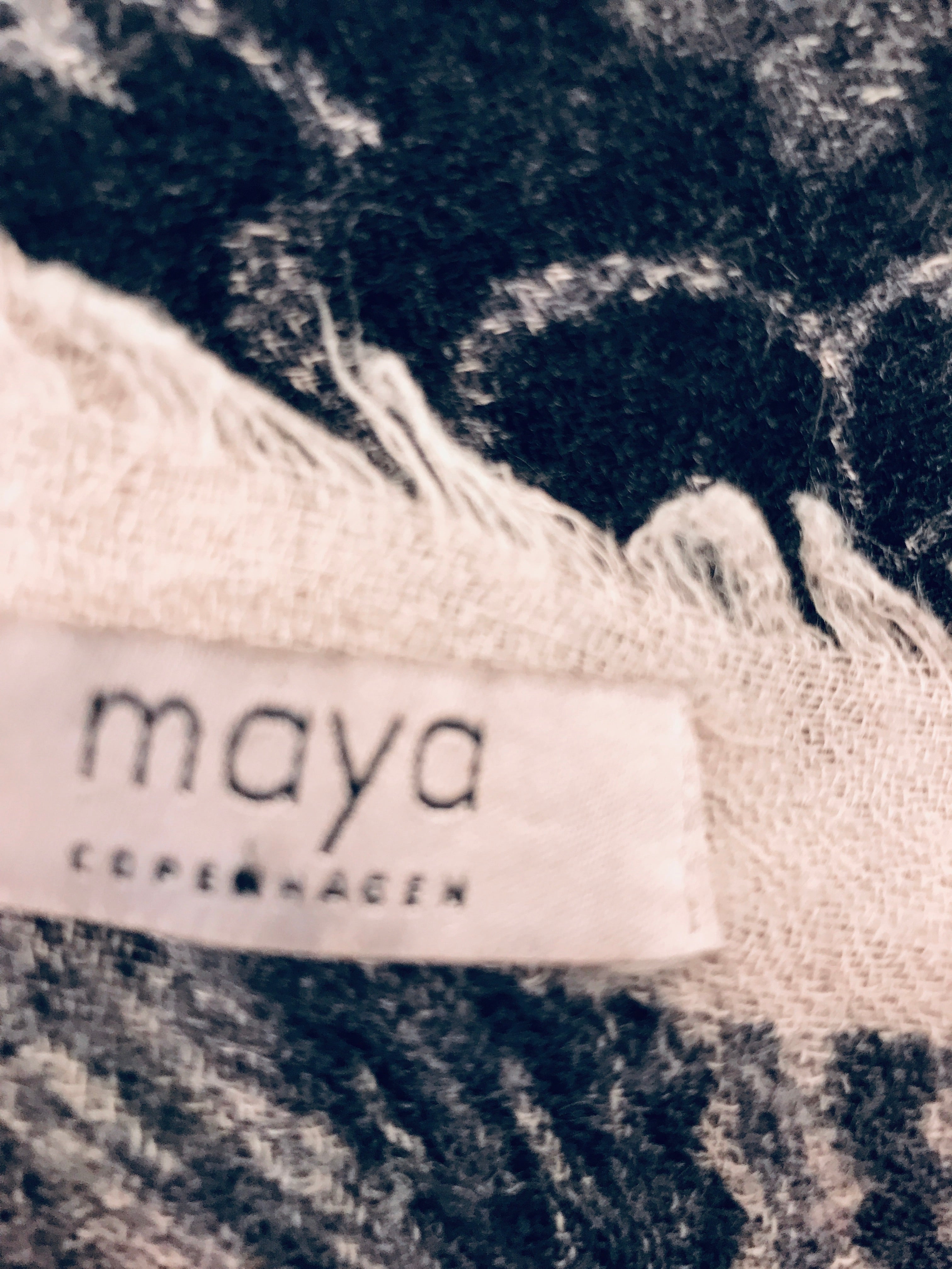Maya Halstørklæde