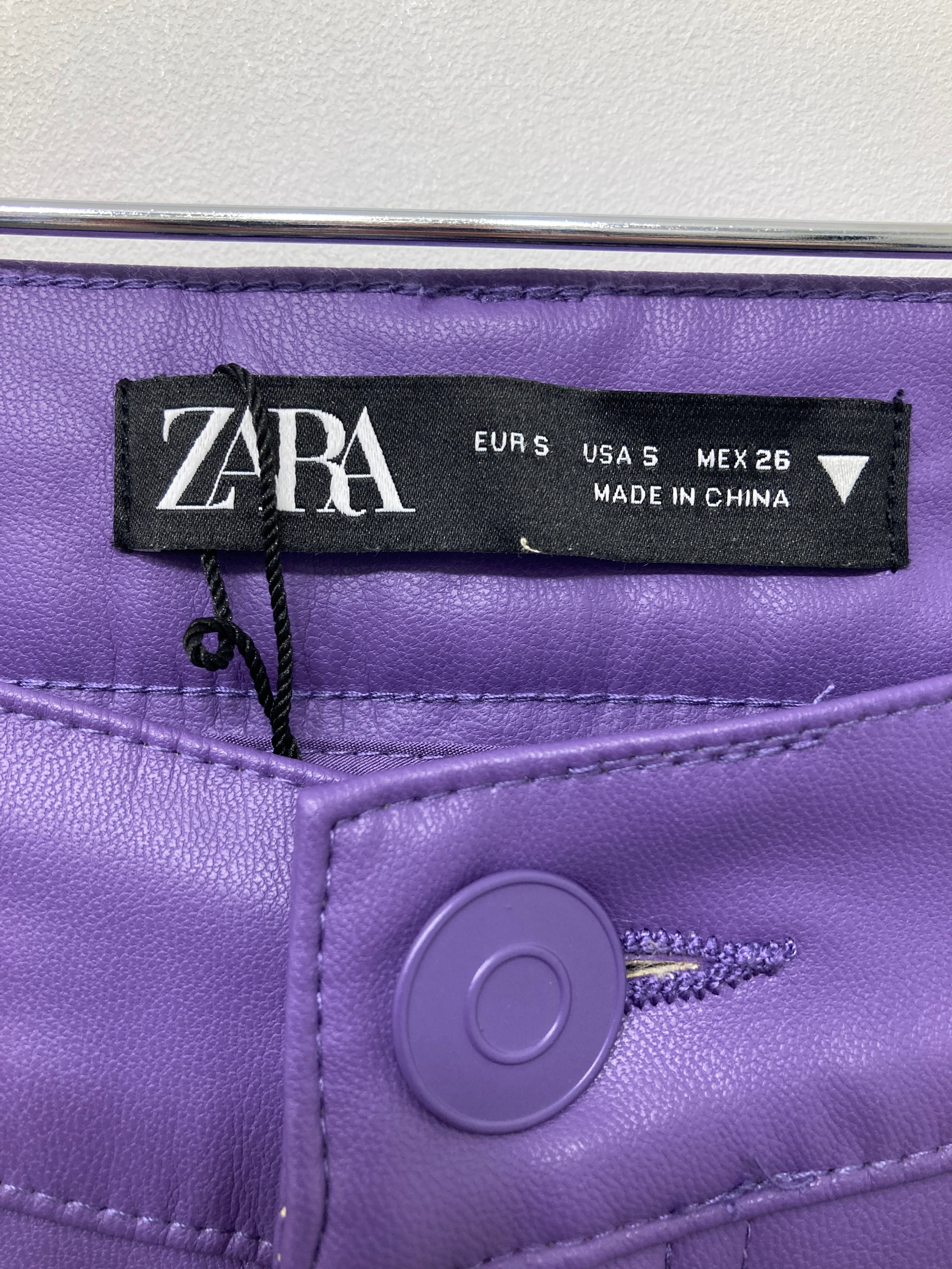 Zara Bukser