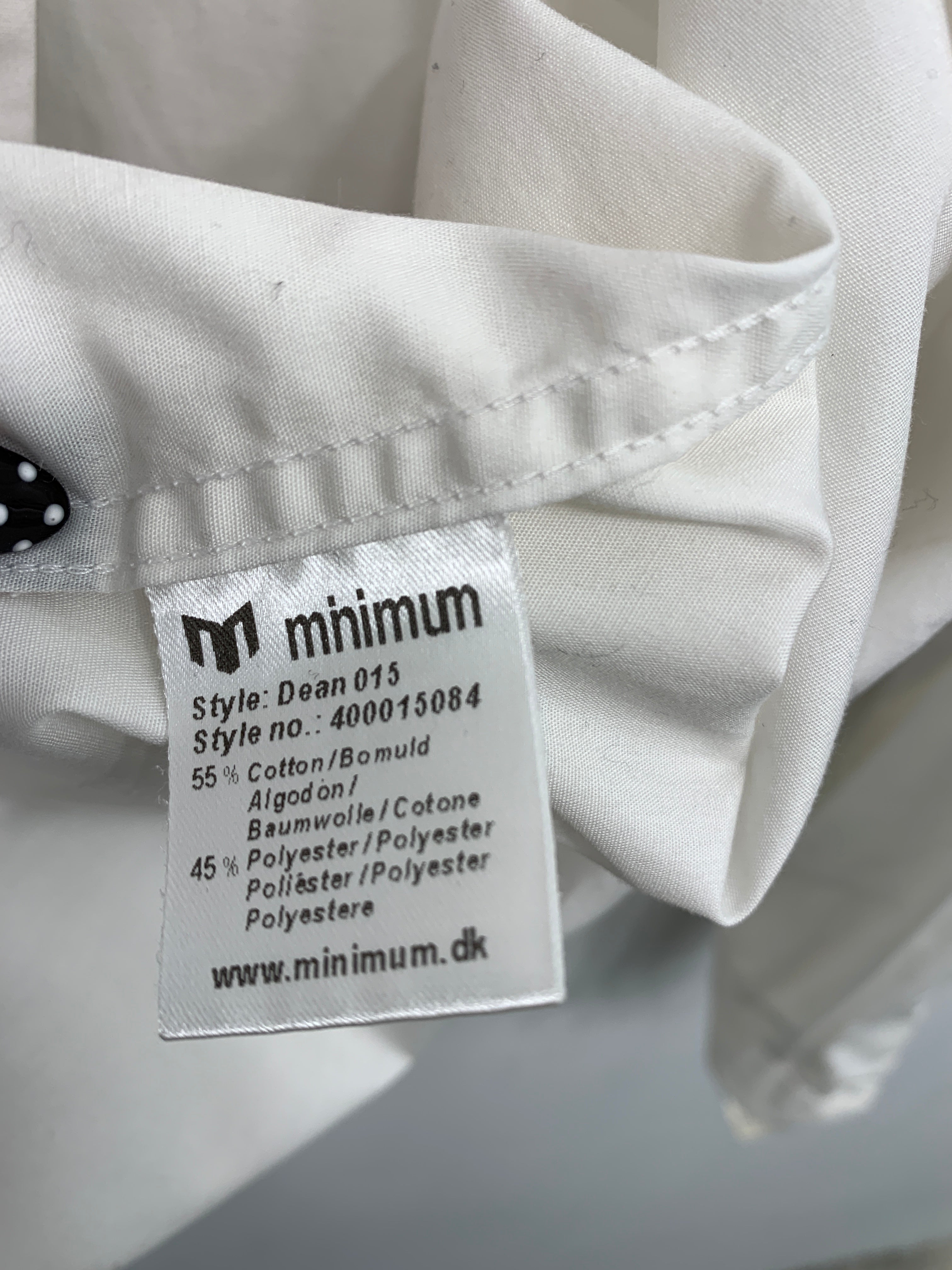 Minimum Skjorte