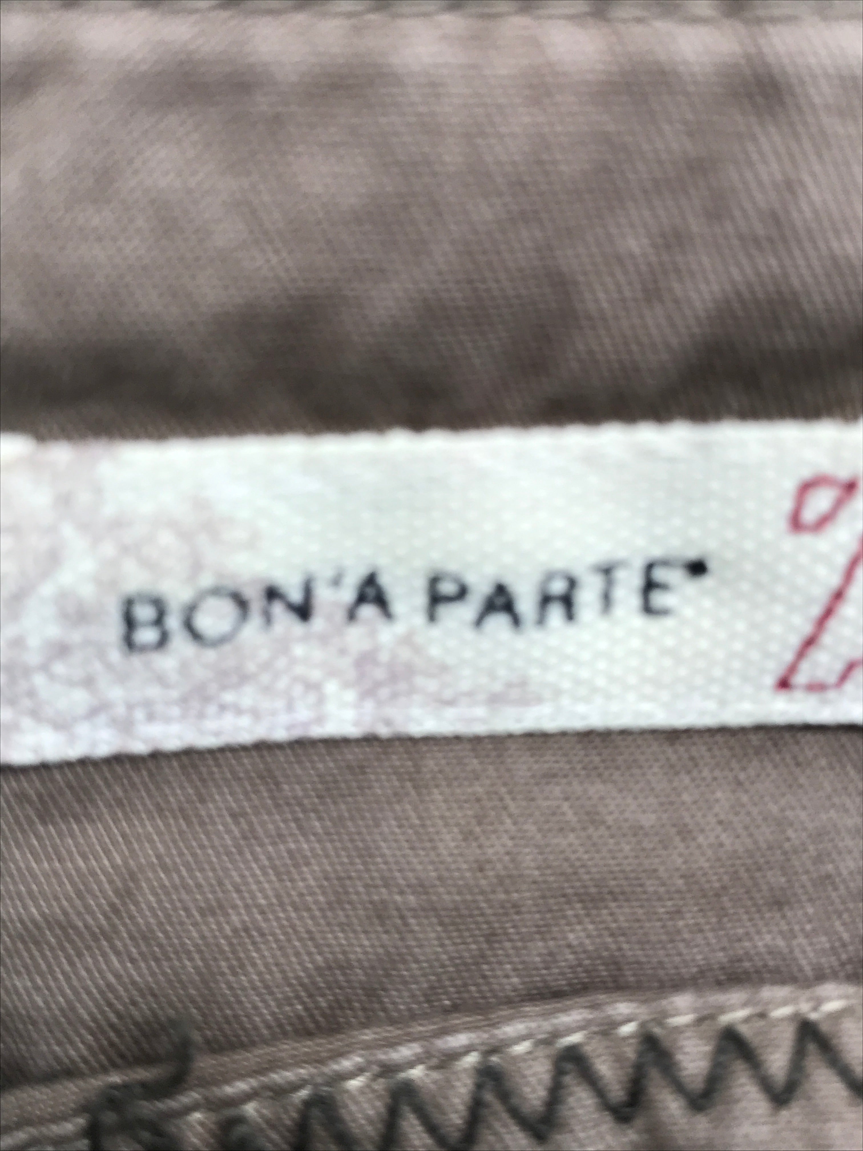Bon'a parte Nederdel