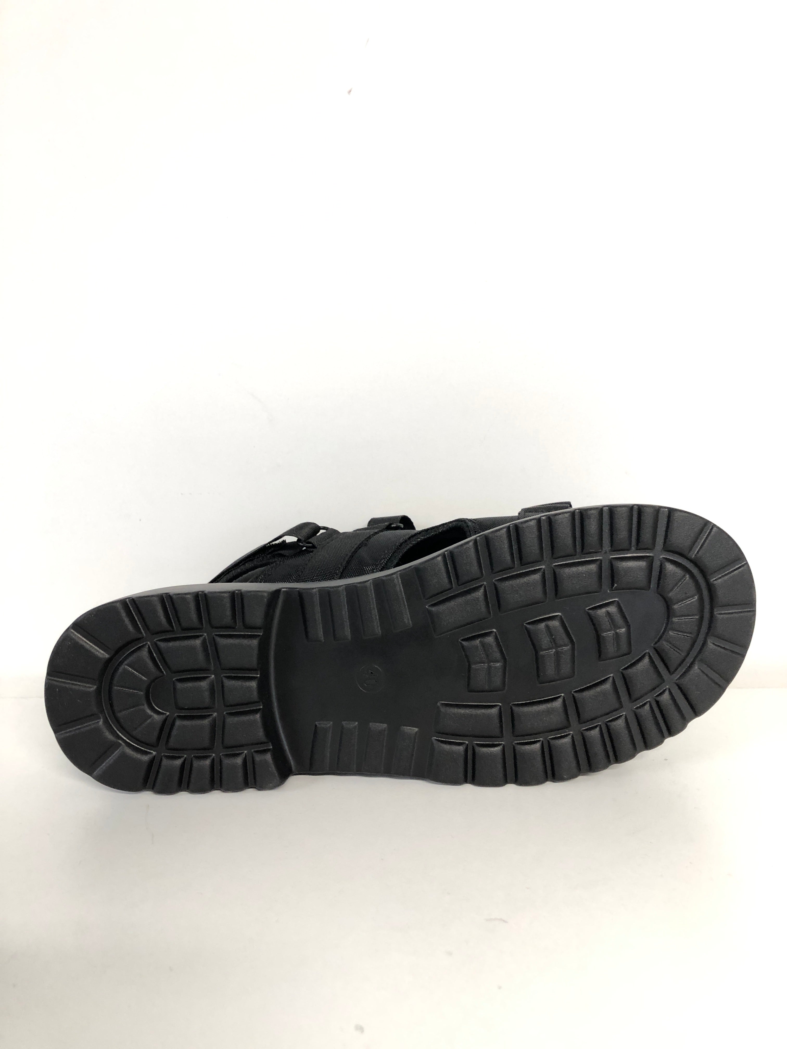 Oinak Sandaler