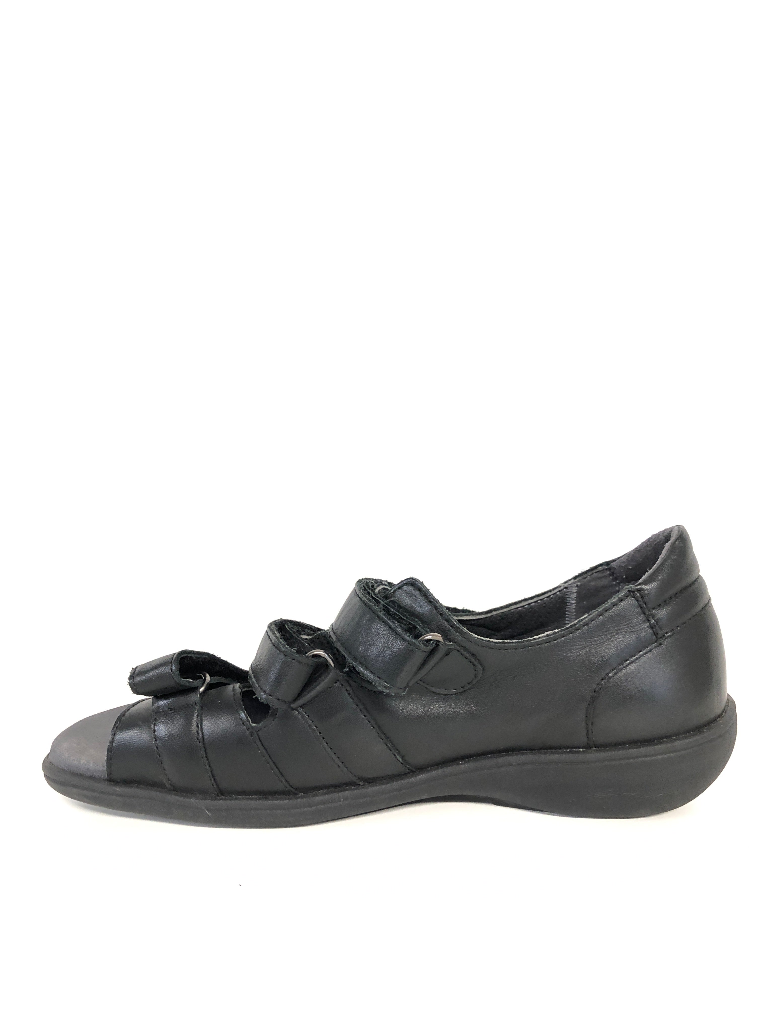New Feet Sandaler