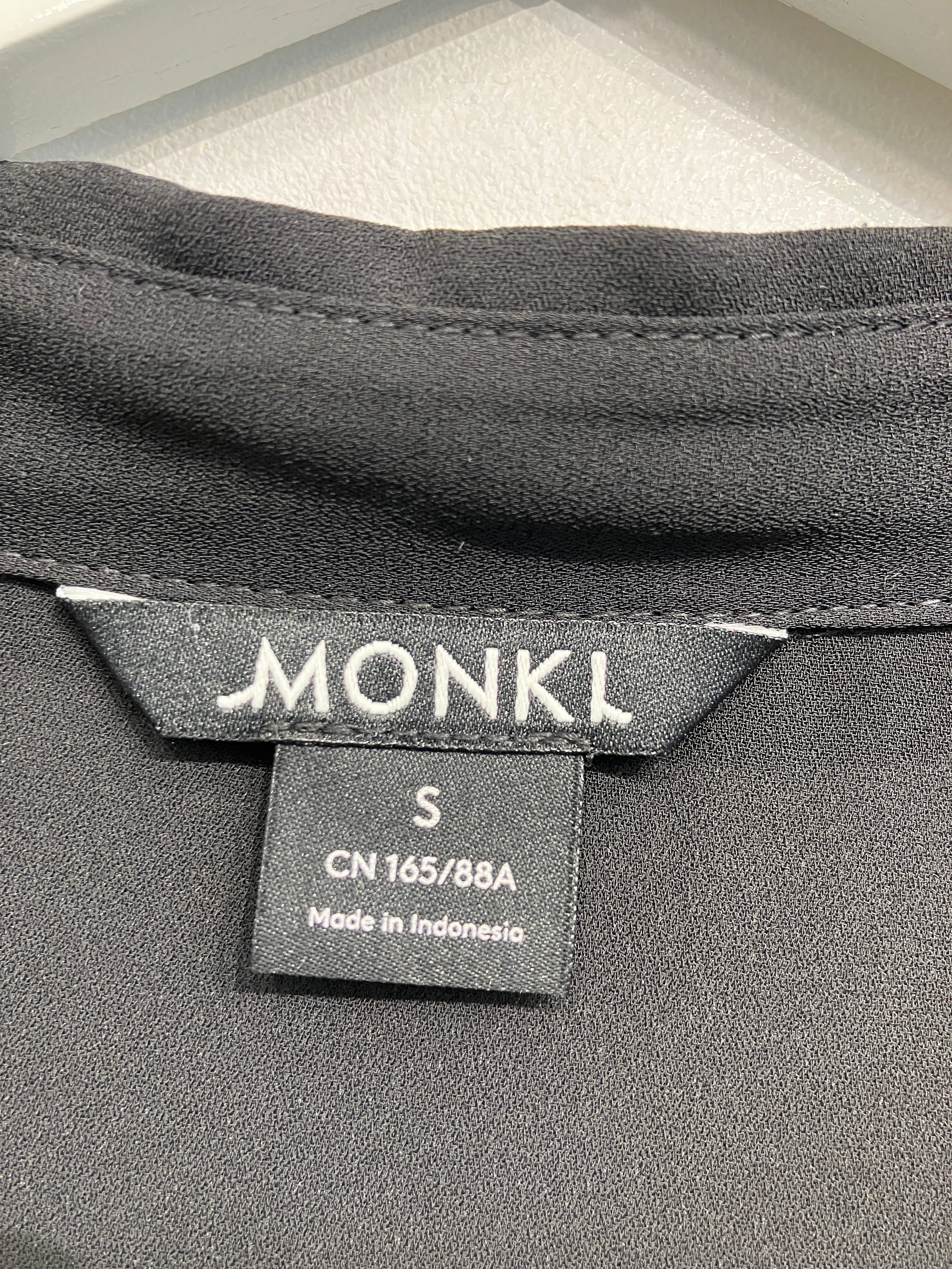Monki Kjole