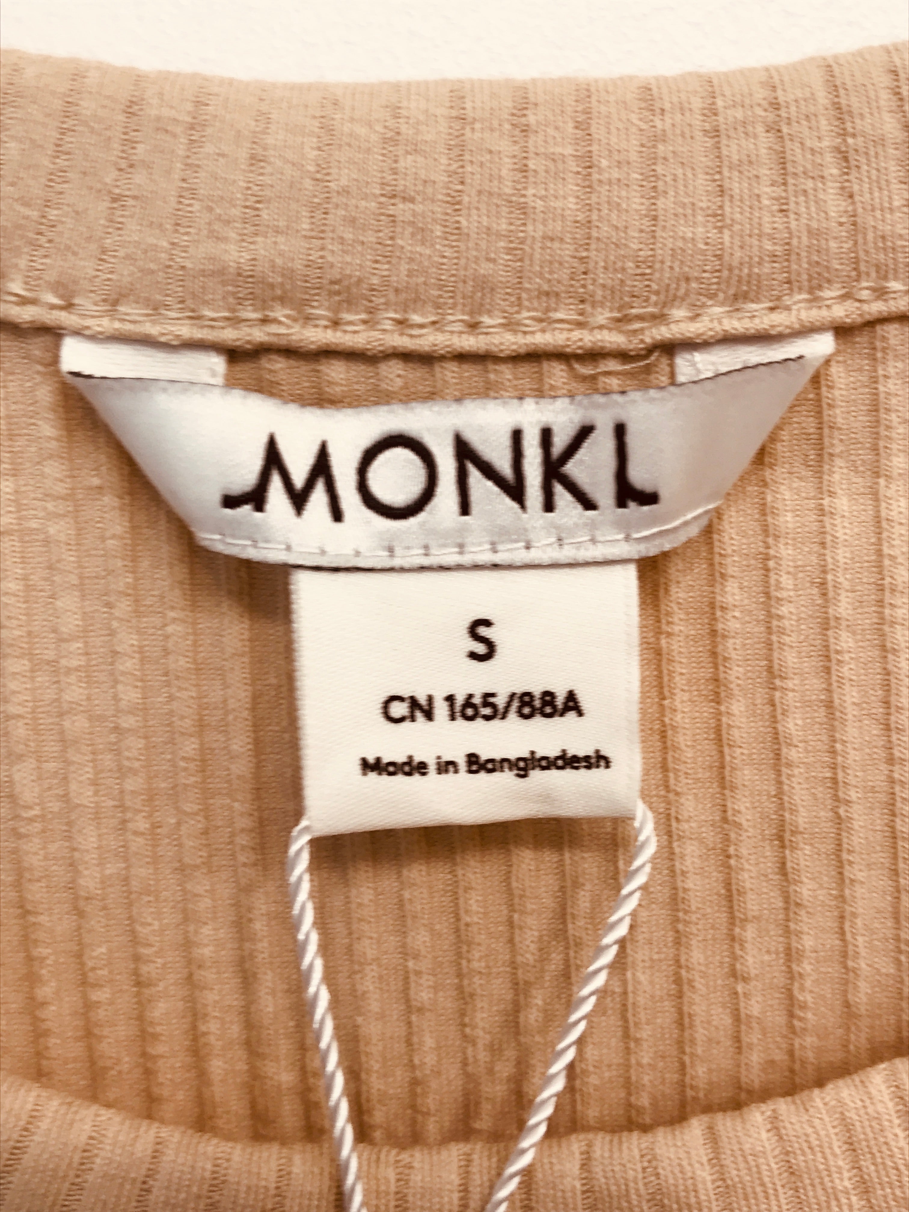 Monki Top