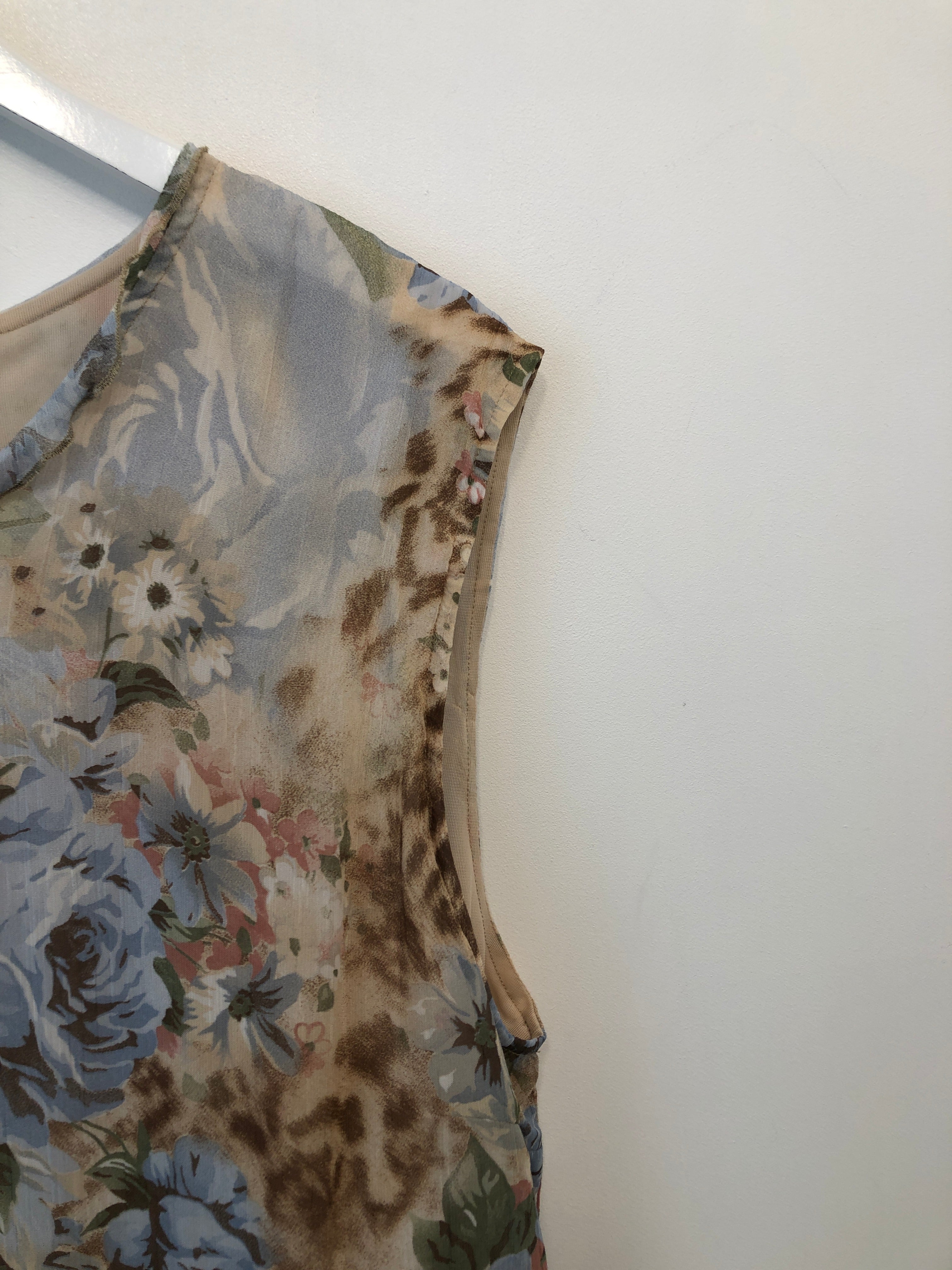 Sol Design Top