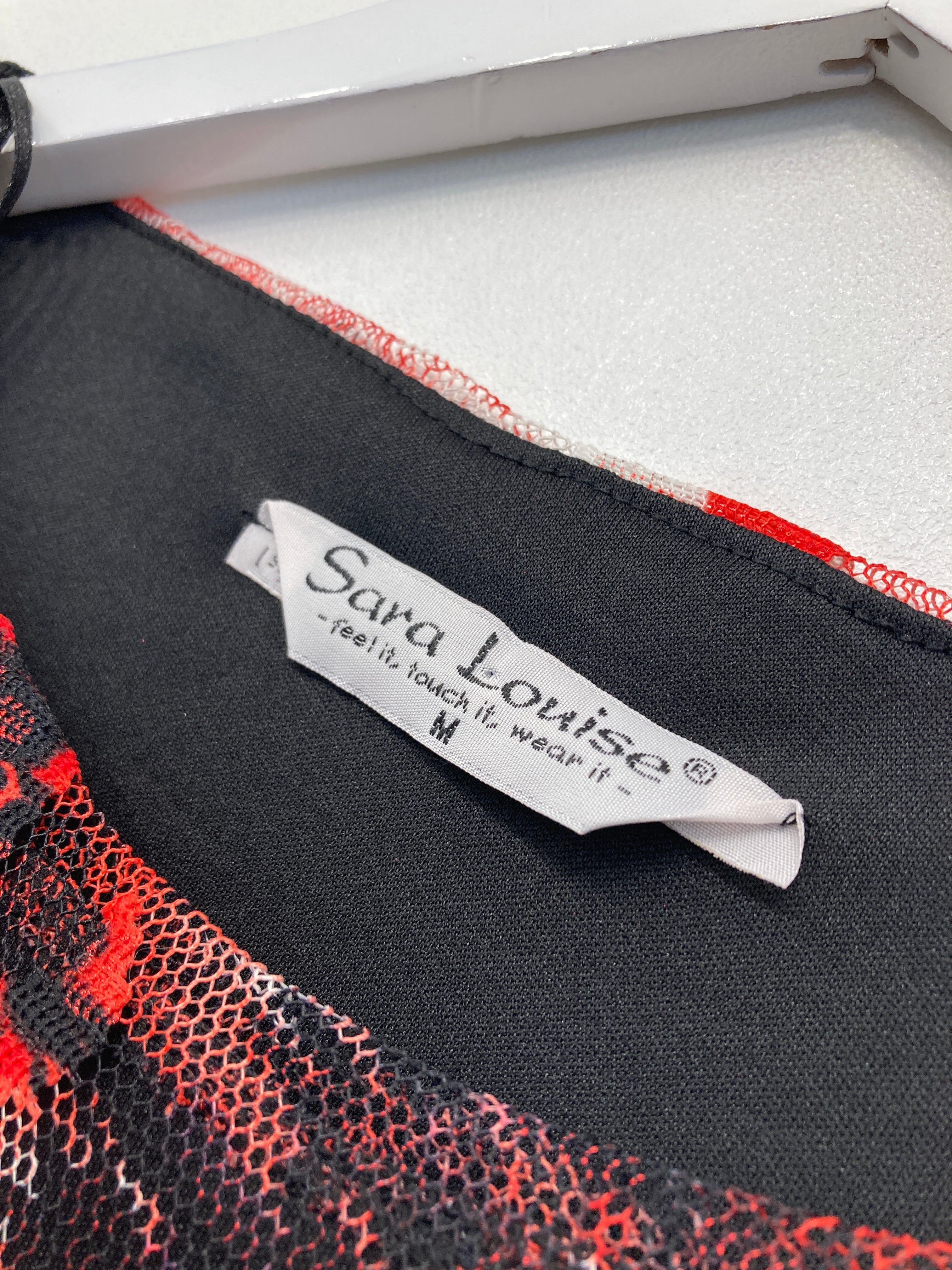 Sarah Louise Bluse