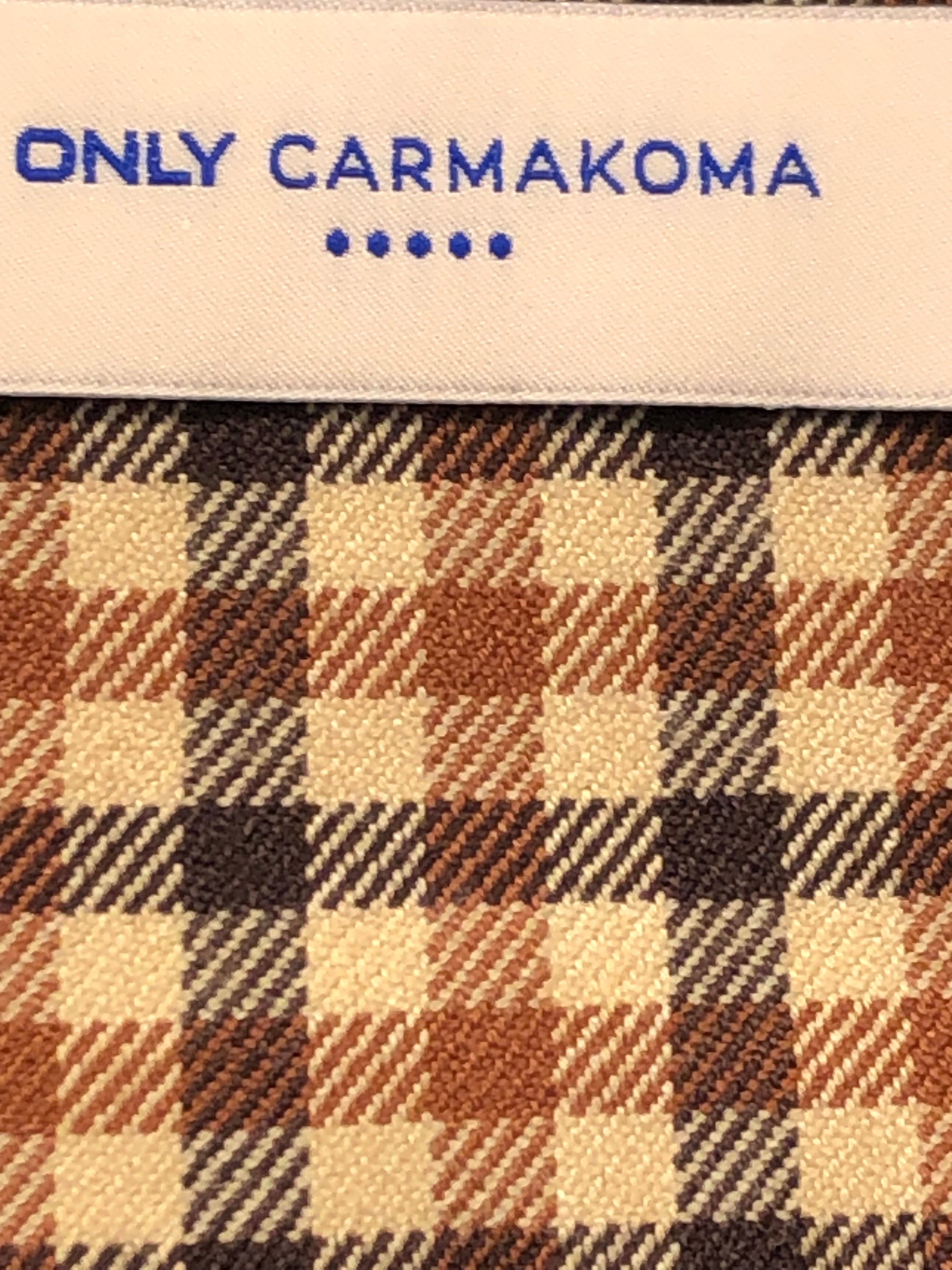 Only Carmakoma Jakke