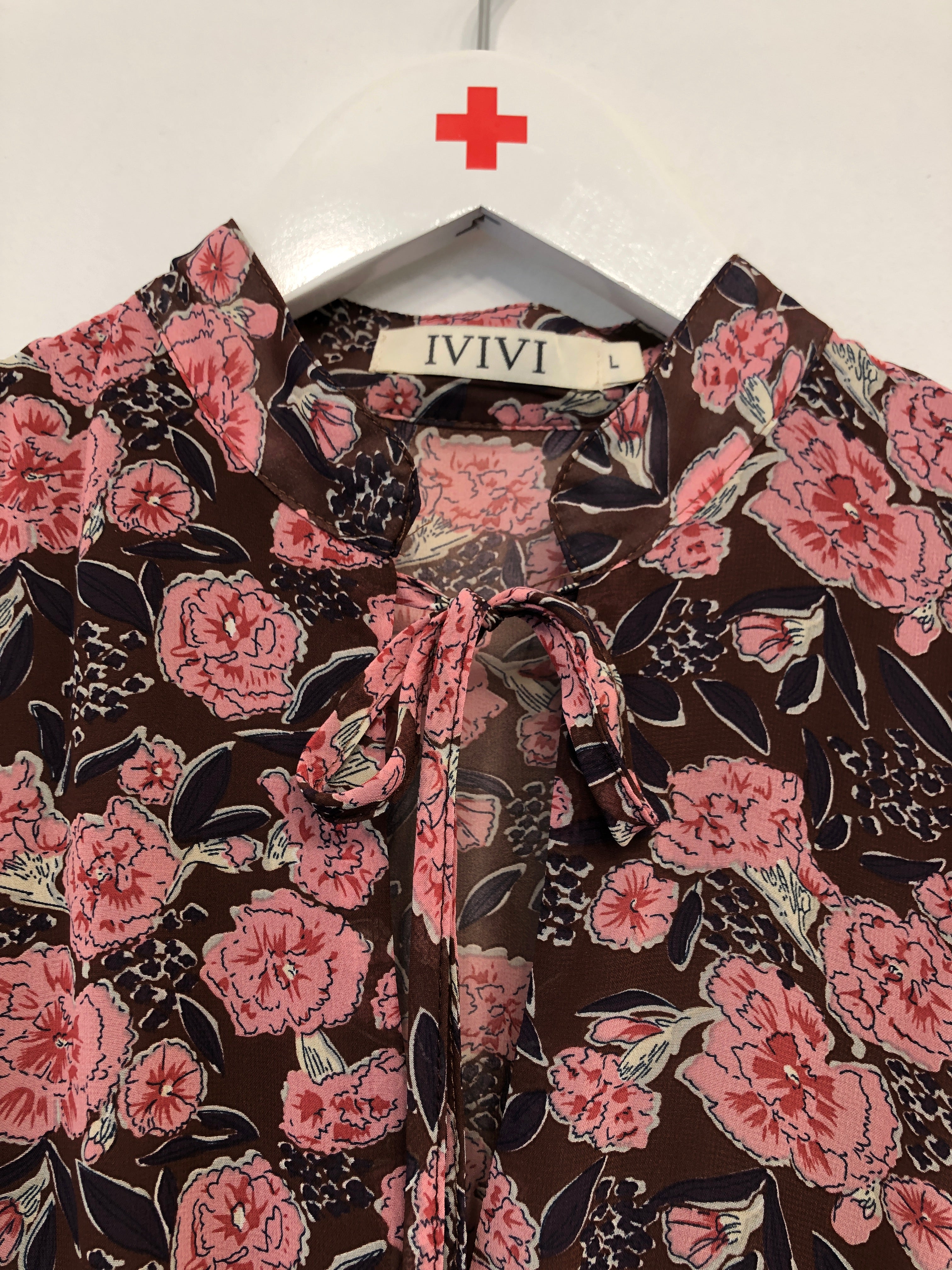 Ivivi Kjole