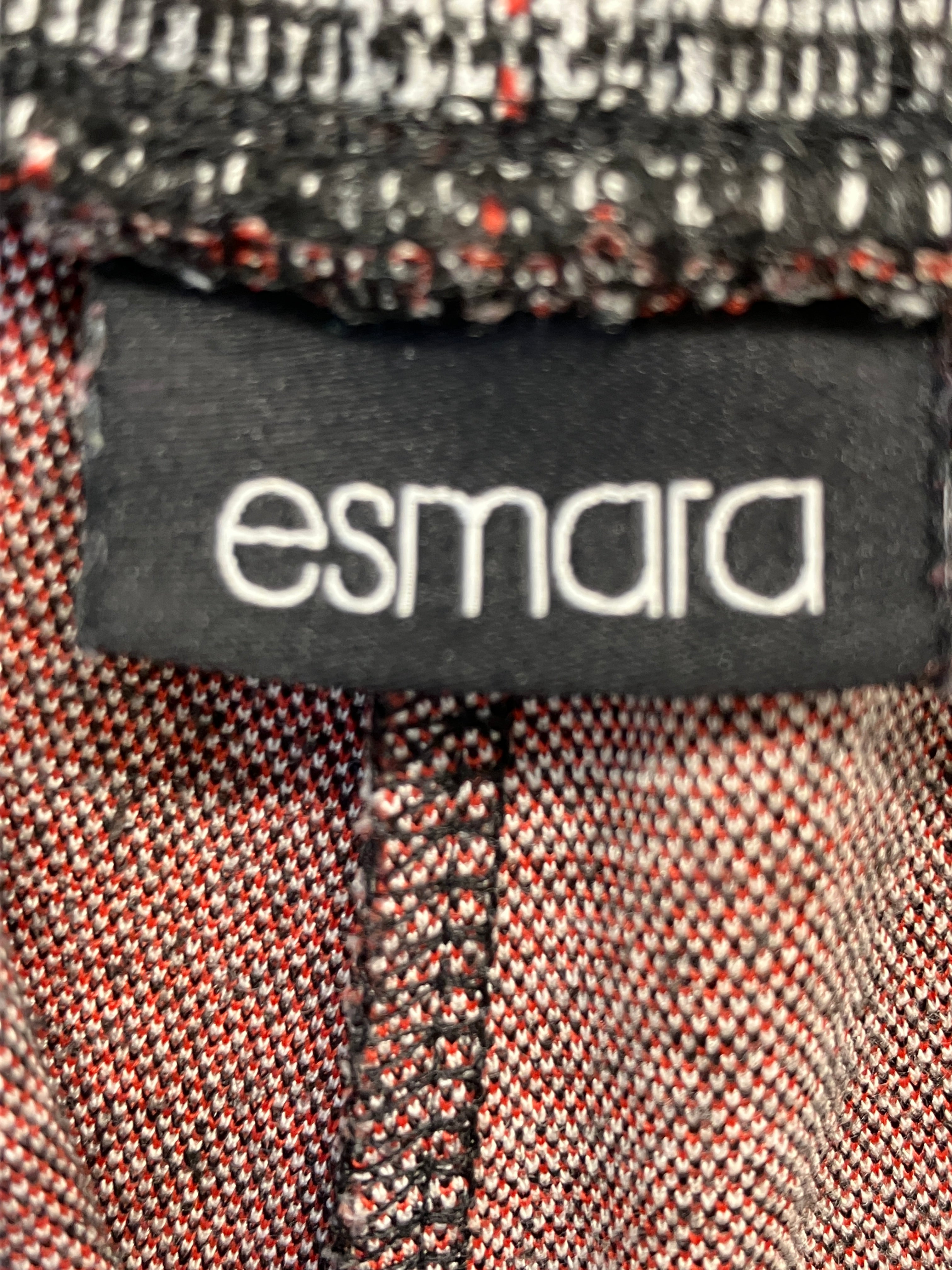Esmara Bukser