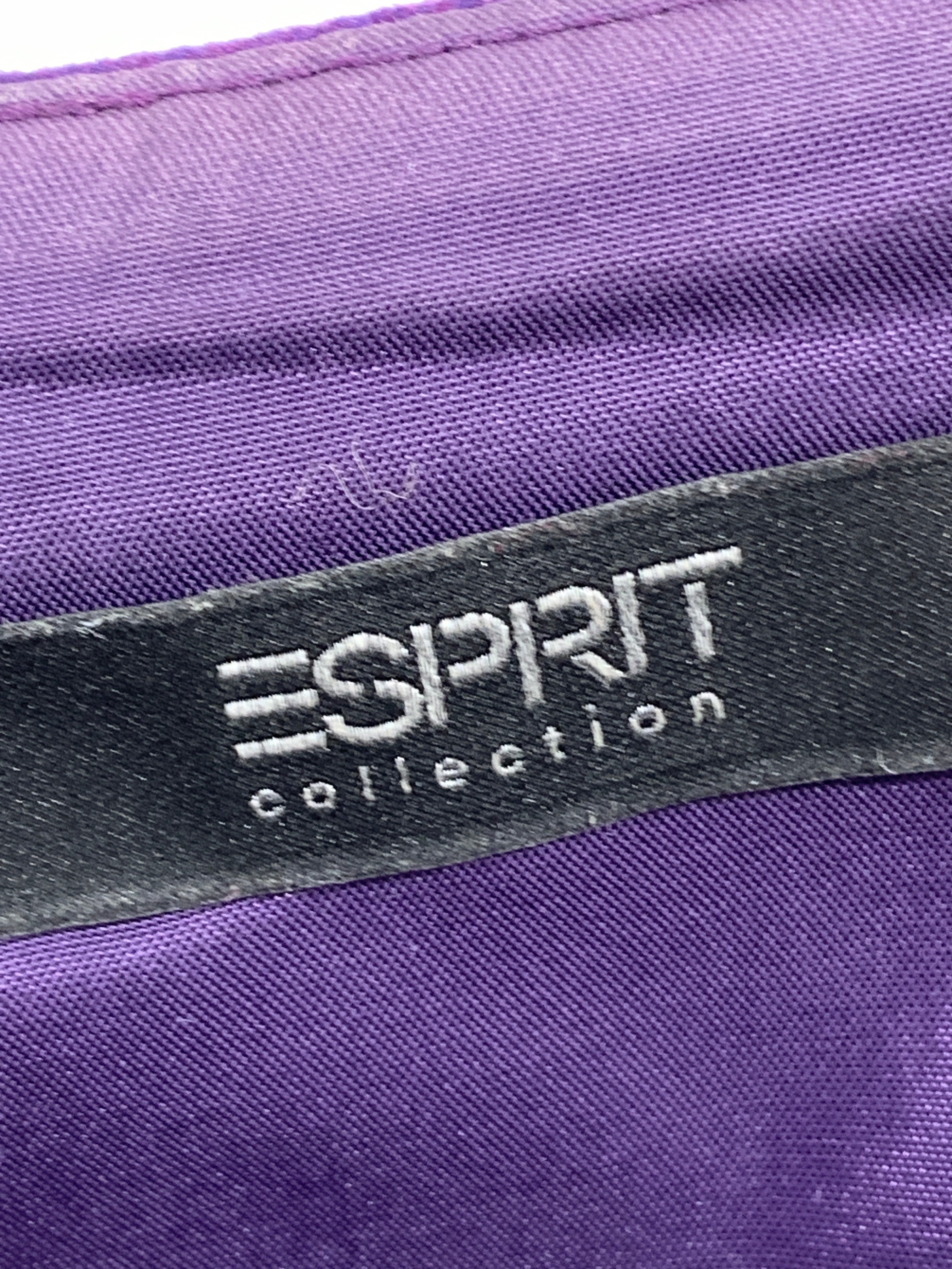 Esprit Nederdel