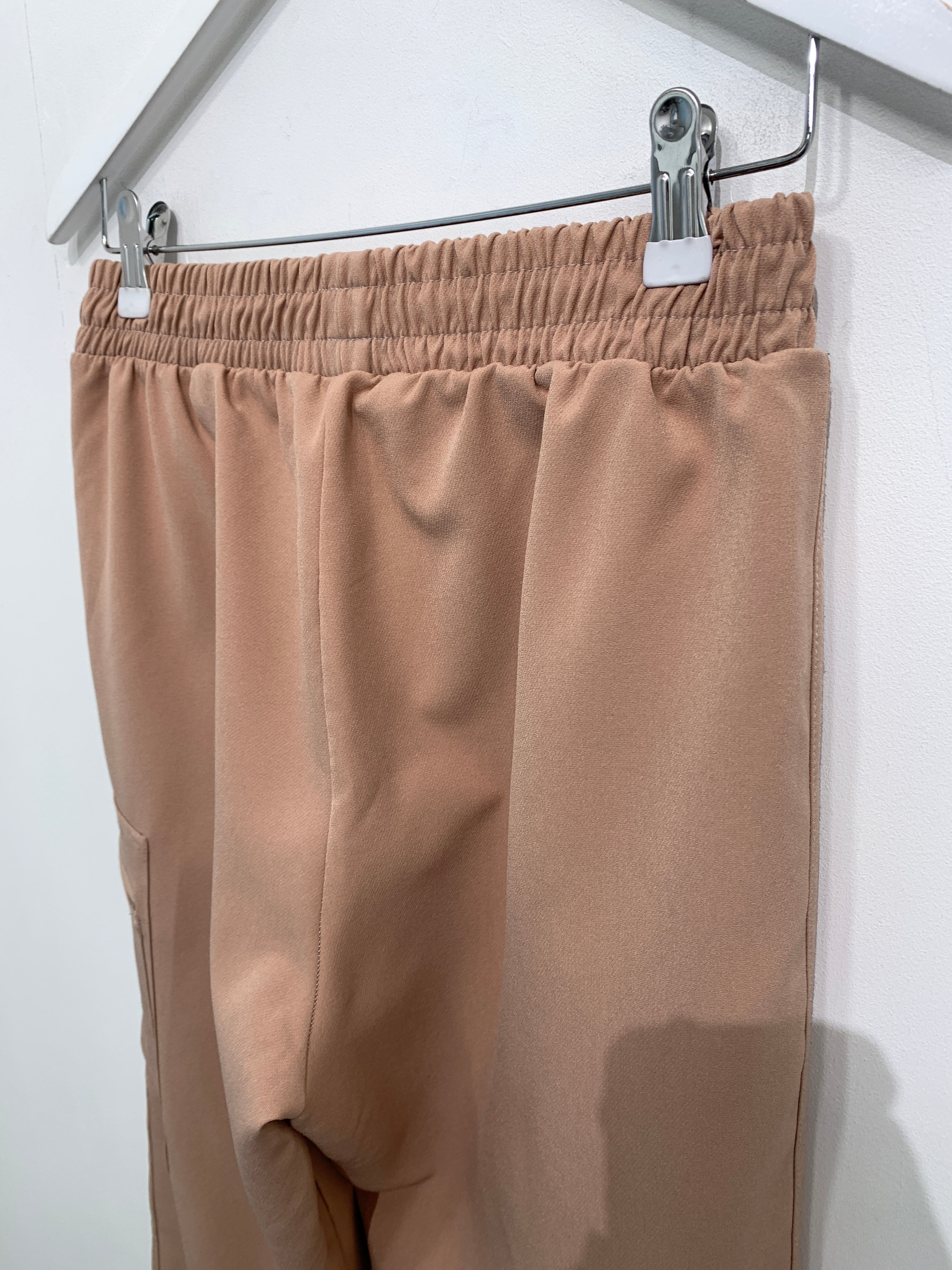 Zara Bukser