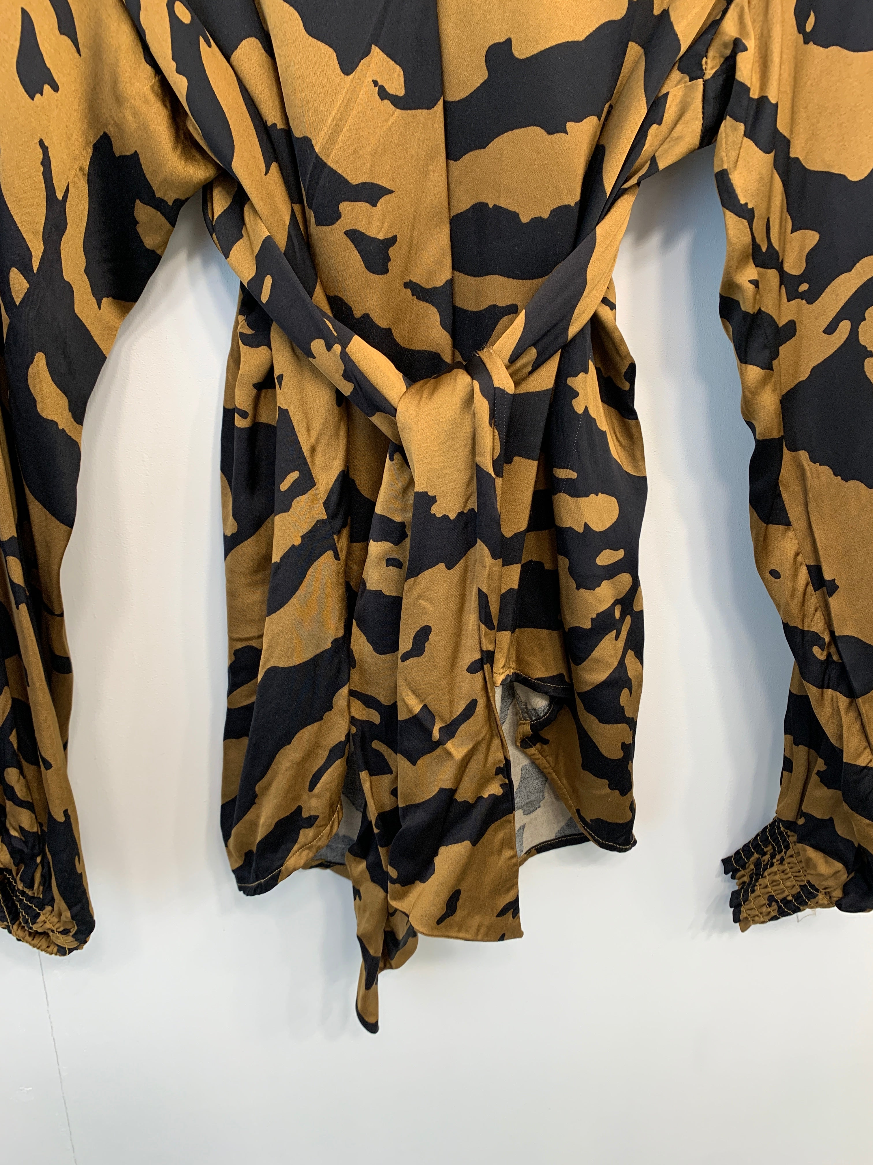 My Essential Wardrobe Bluse