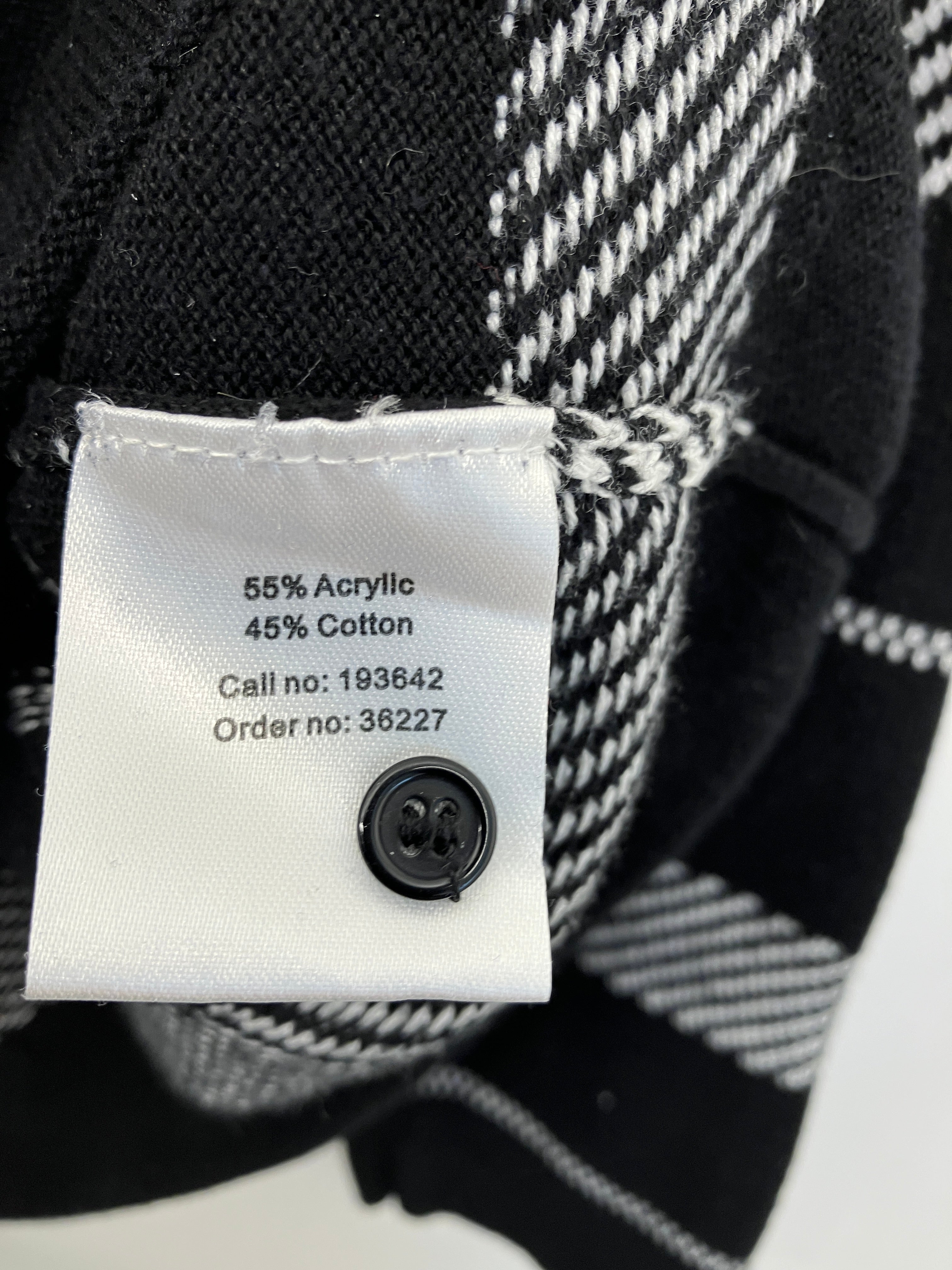 INTOWN sweater