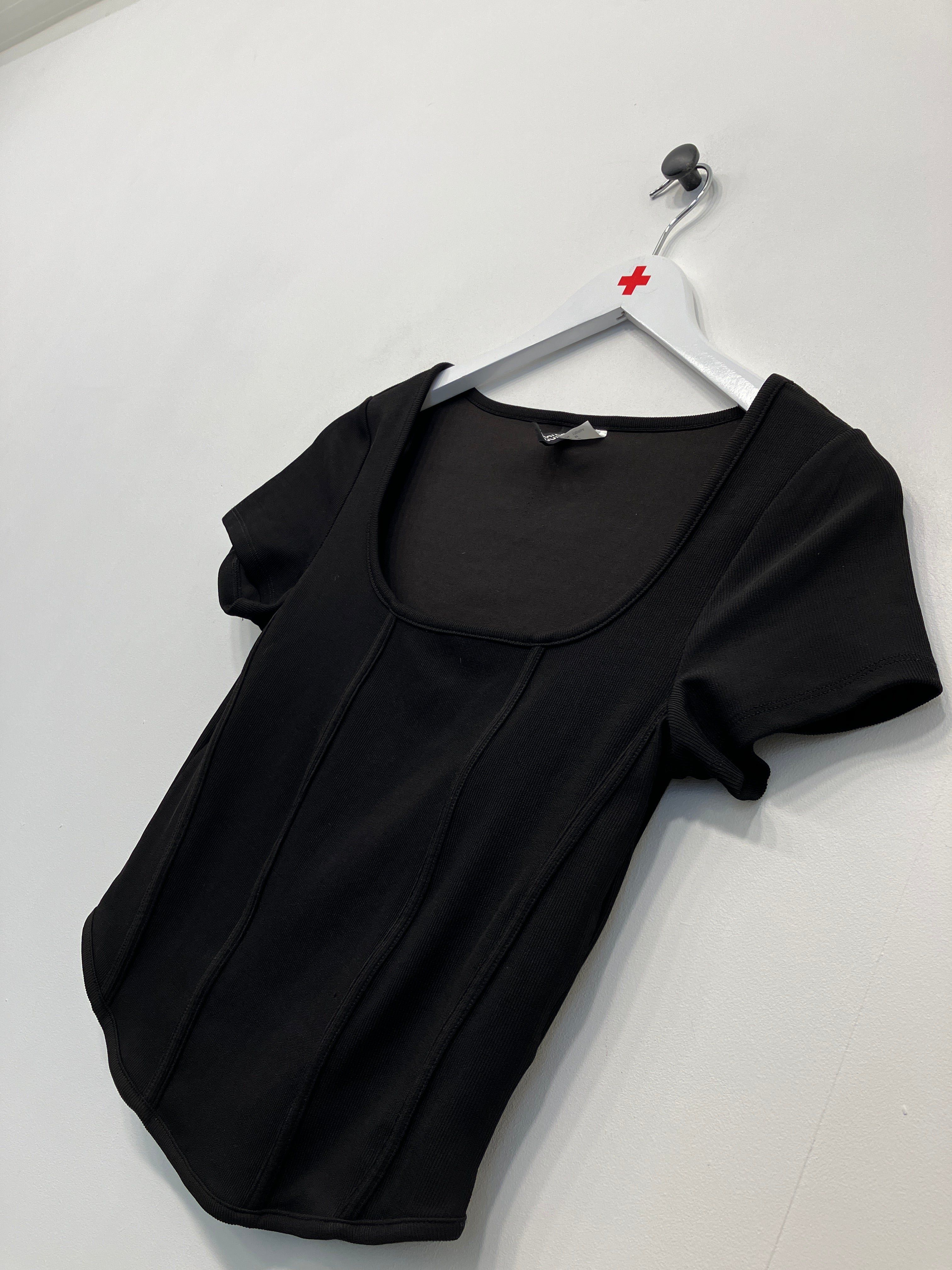 DIVIDED t-shirt