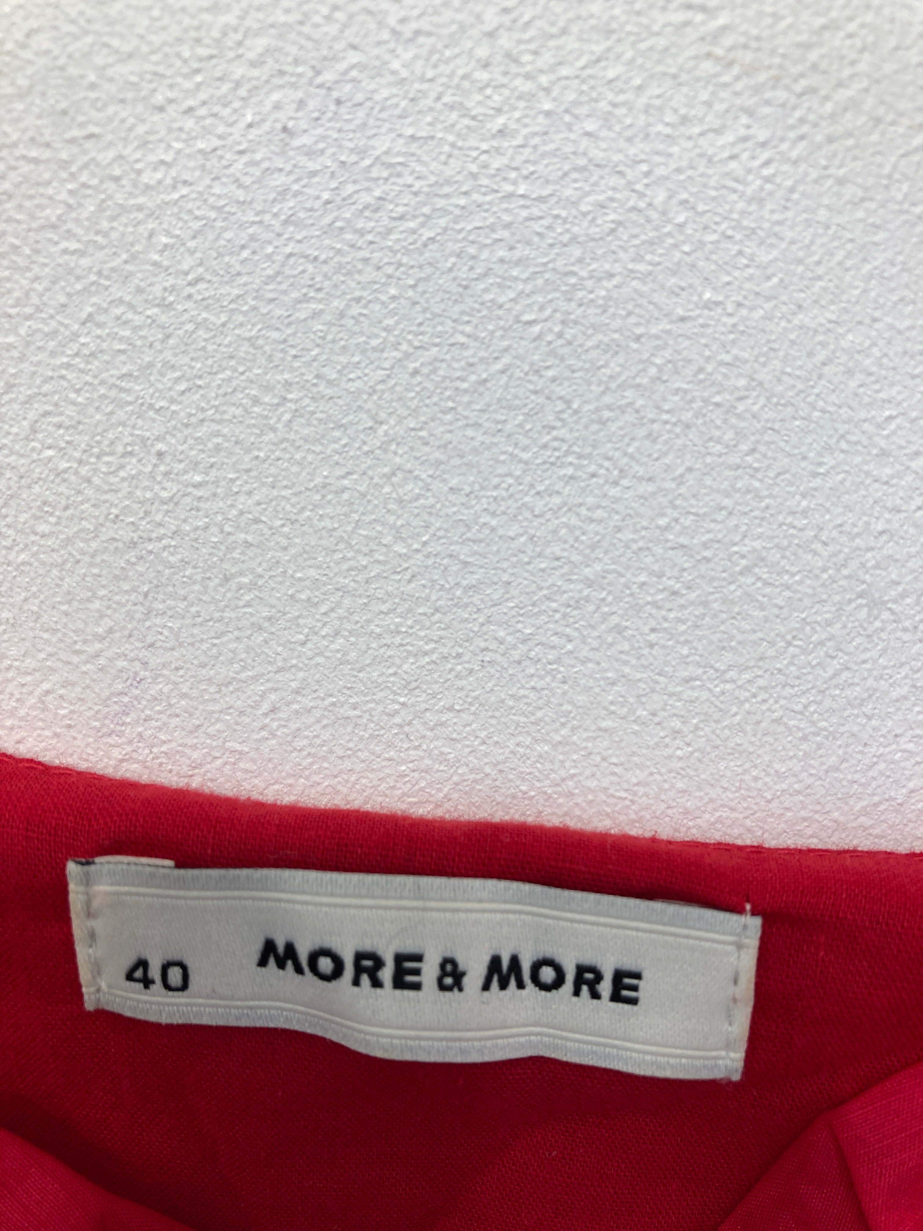 More & More Bluse