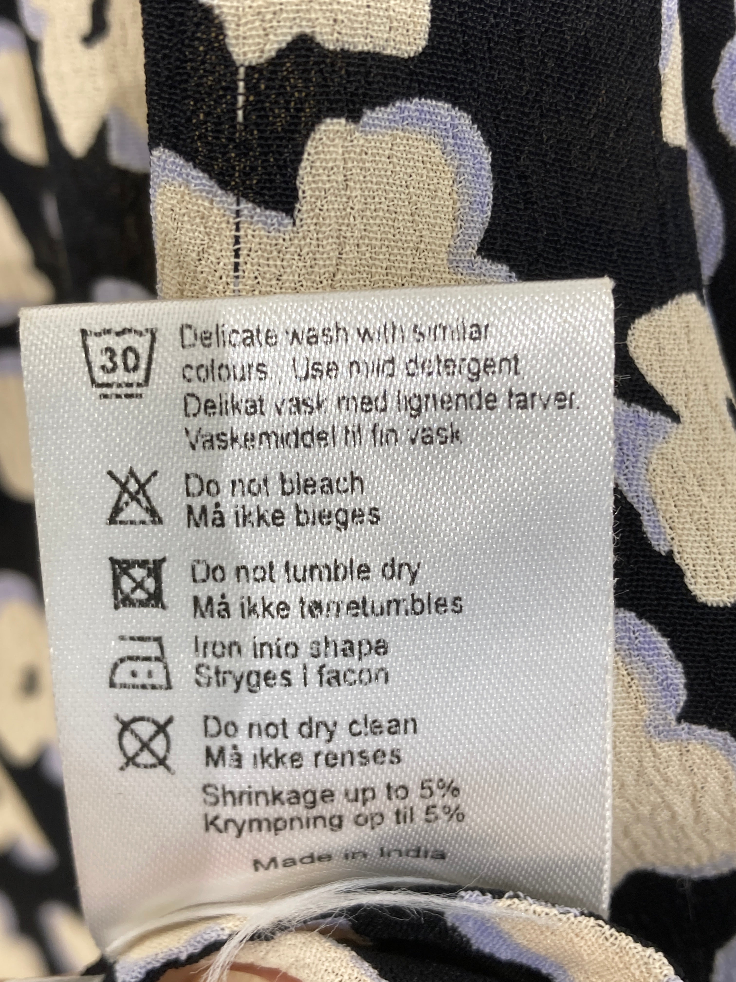 Nué Notes Nederdel