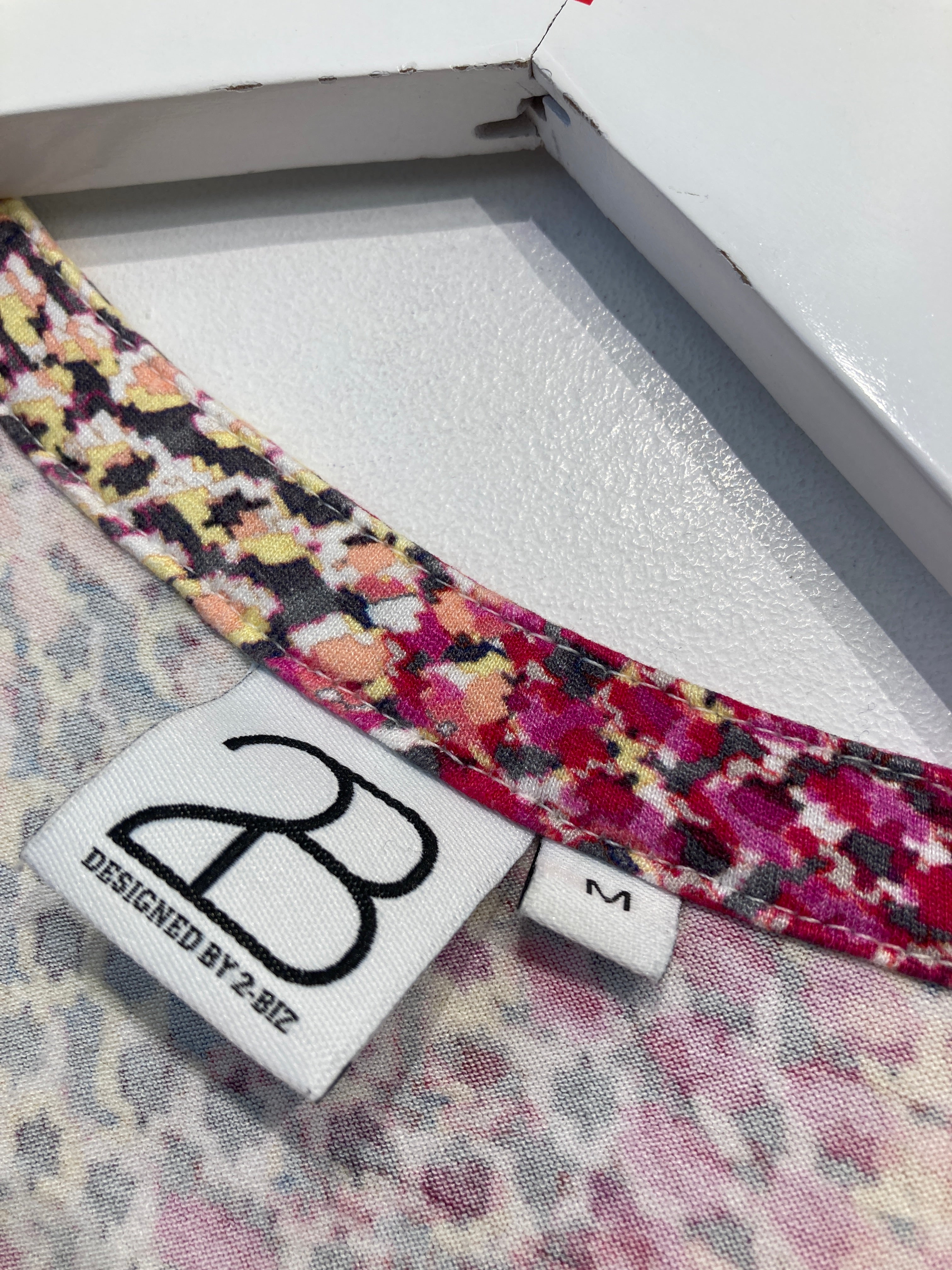 2-Biz Bluse