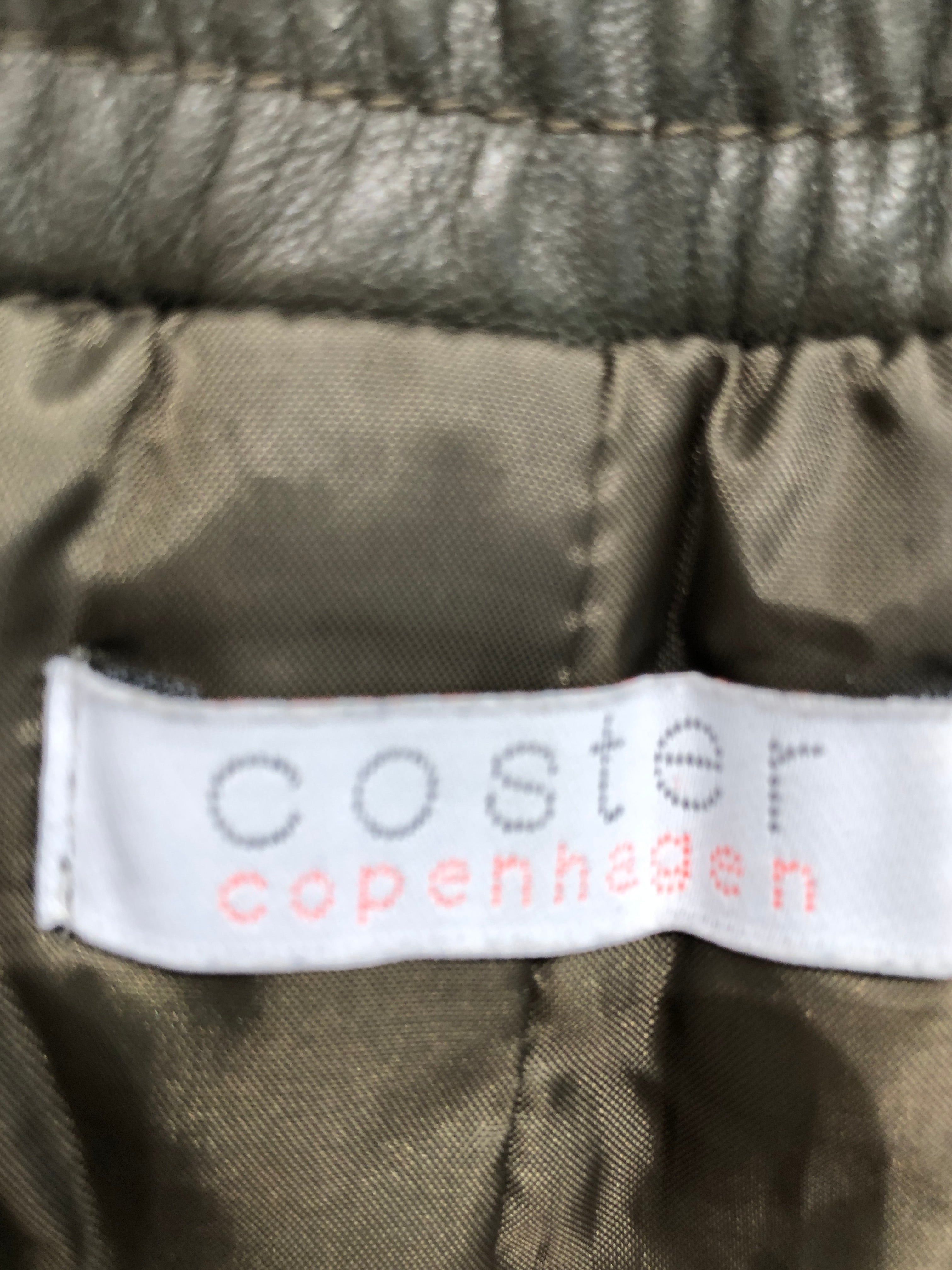 Coster Bukser