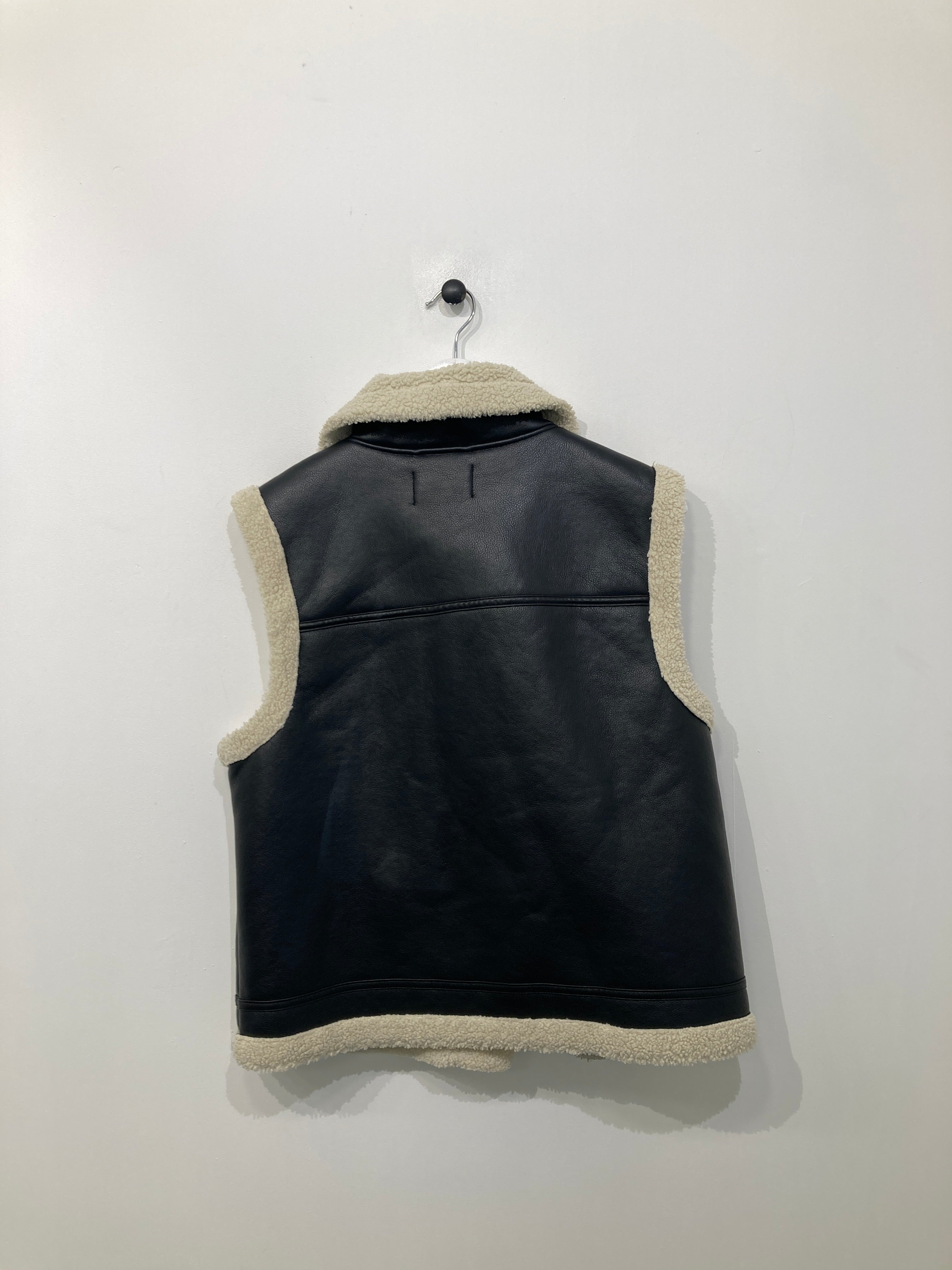 Pieces Vest