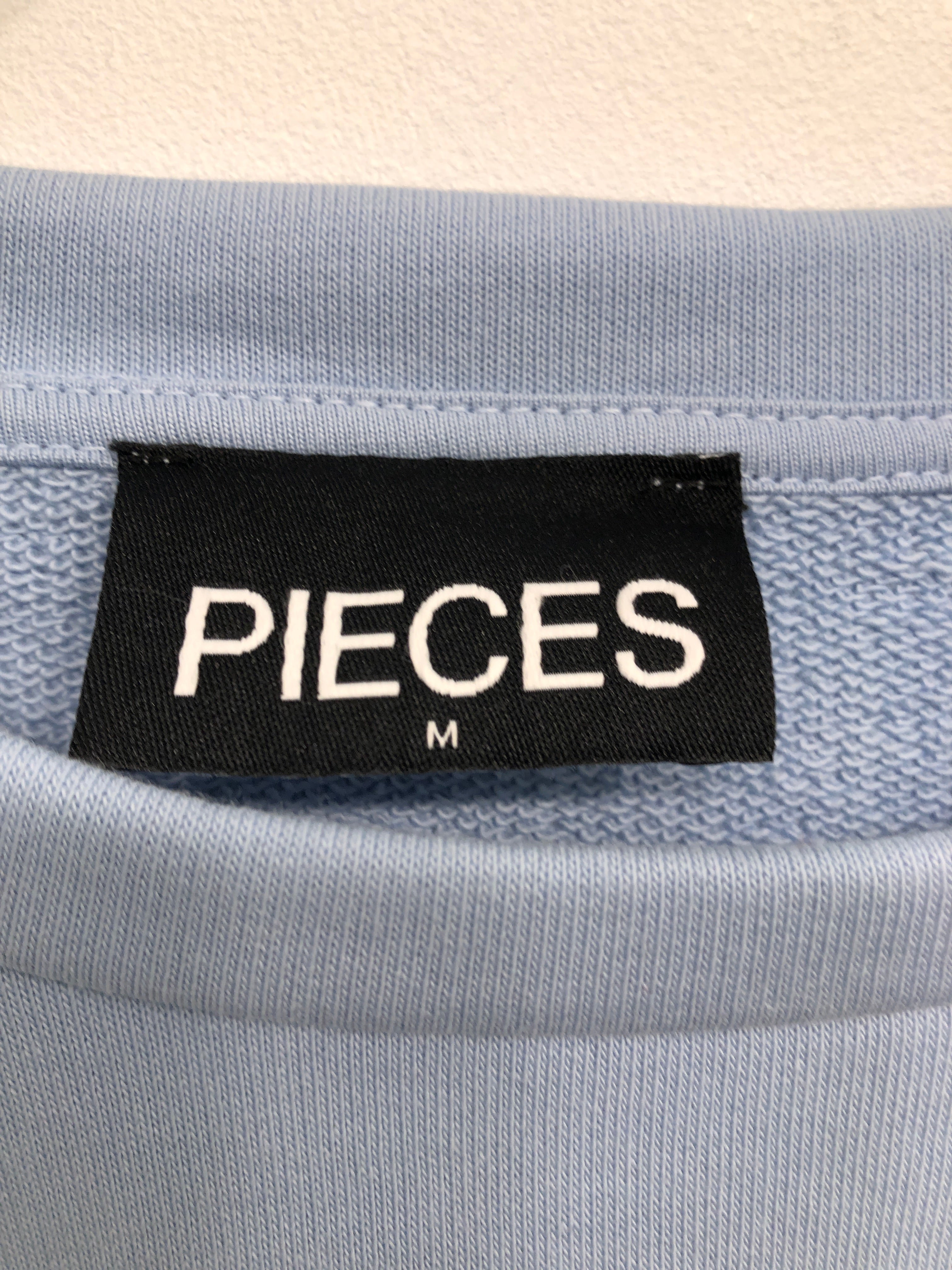 Pieces Sweatshirt