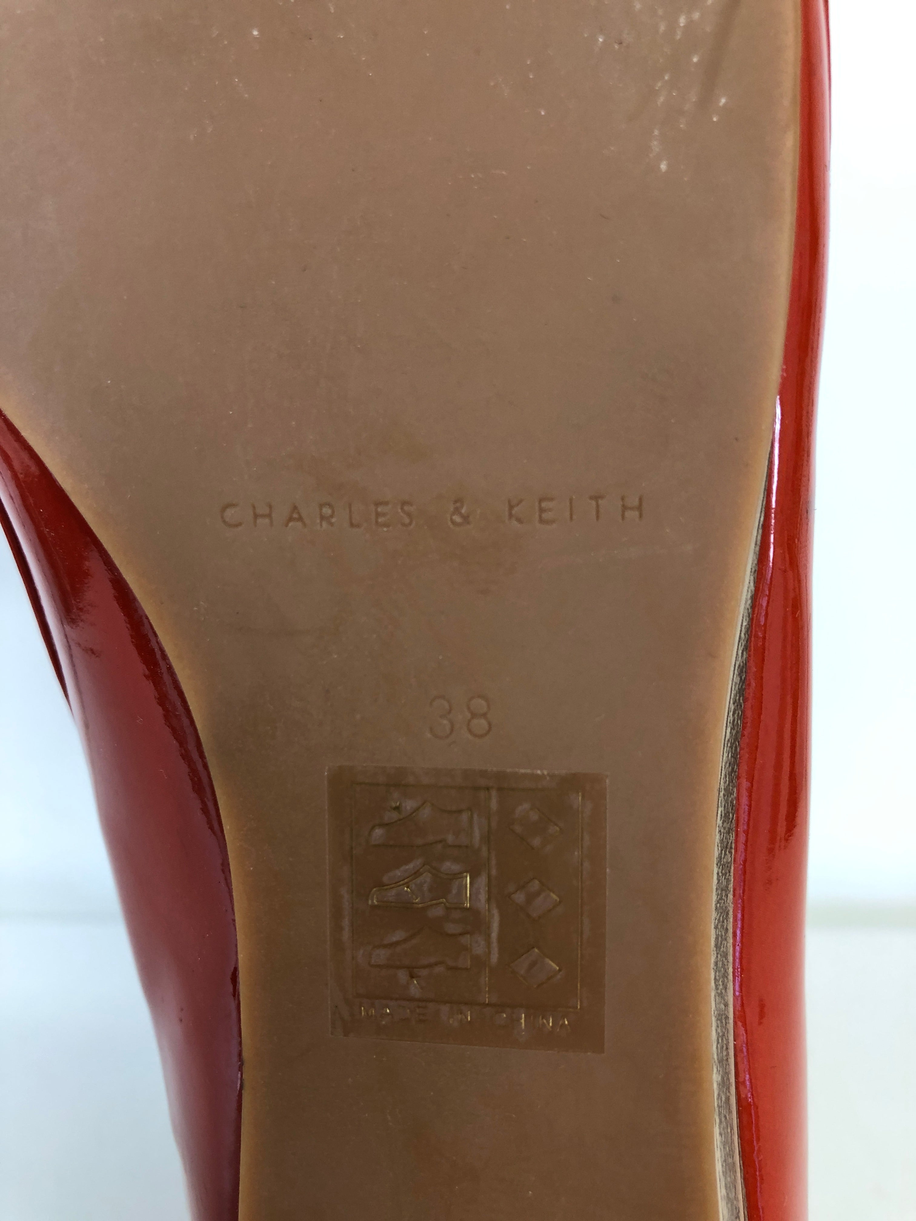 Charles & Keith Sandaler