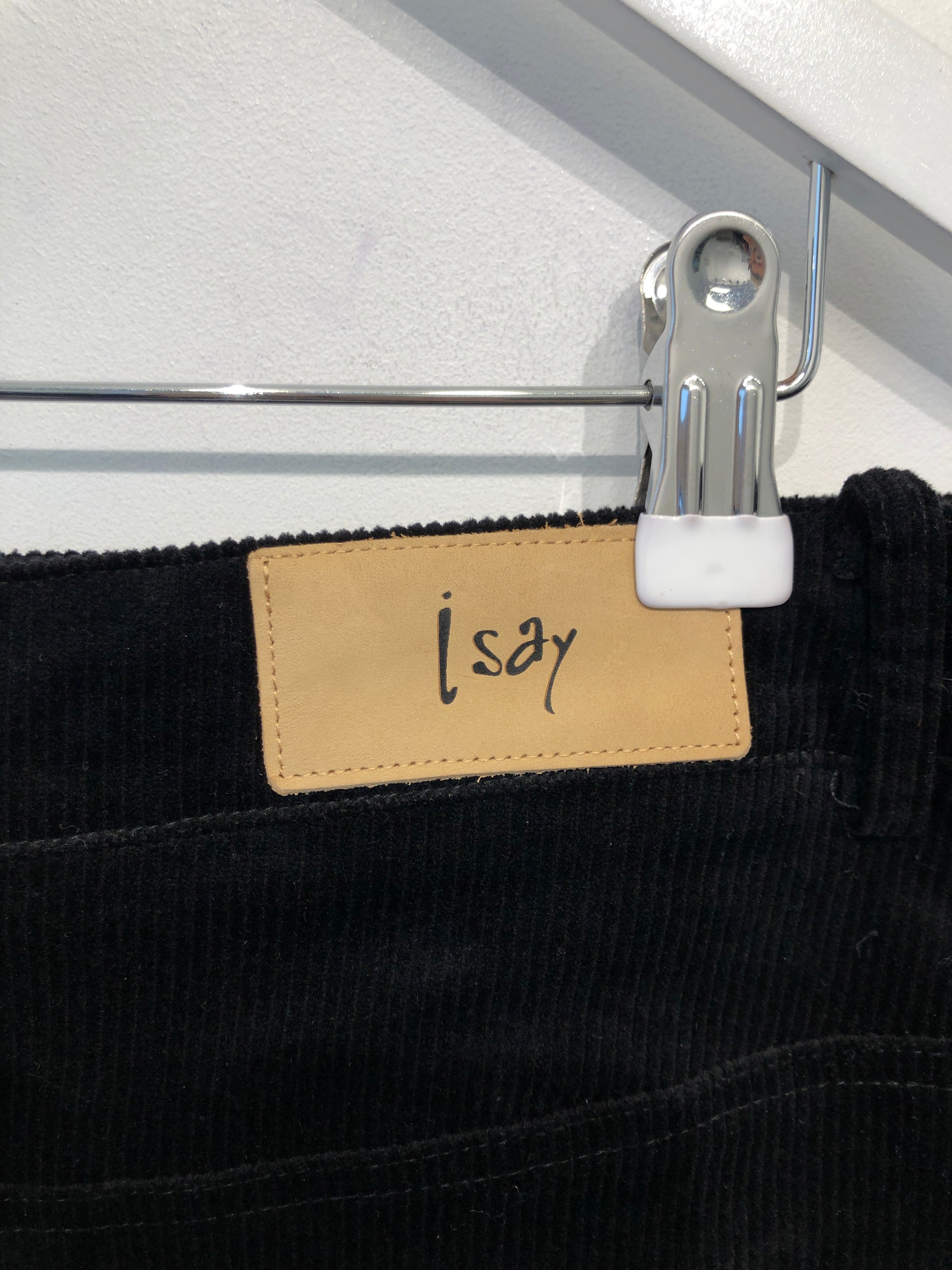 Isay Nederdel