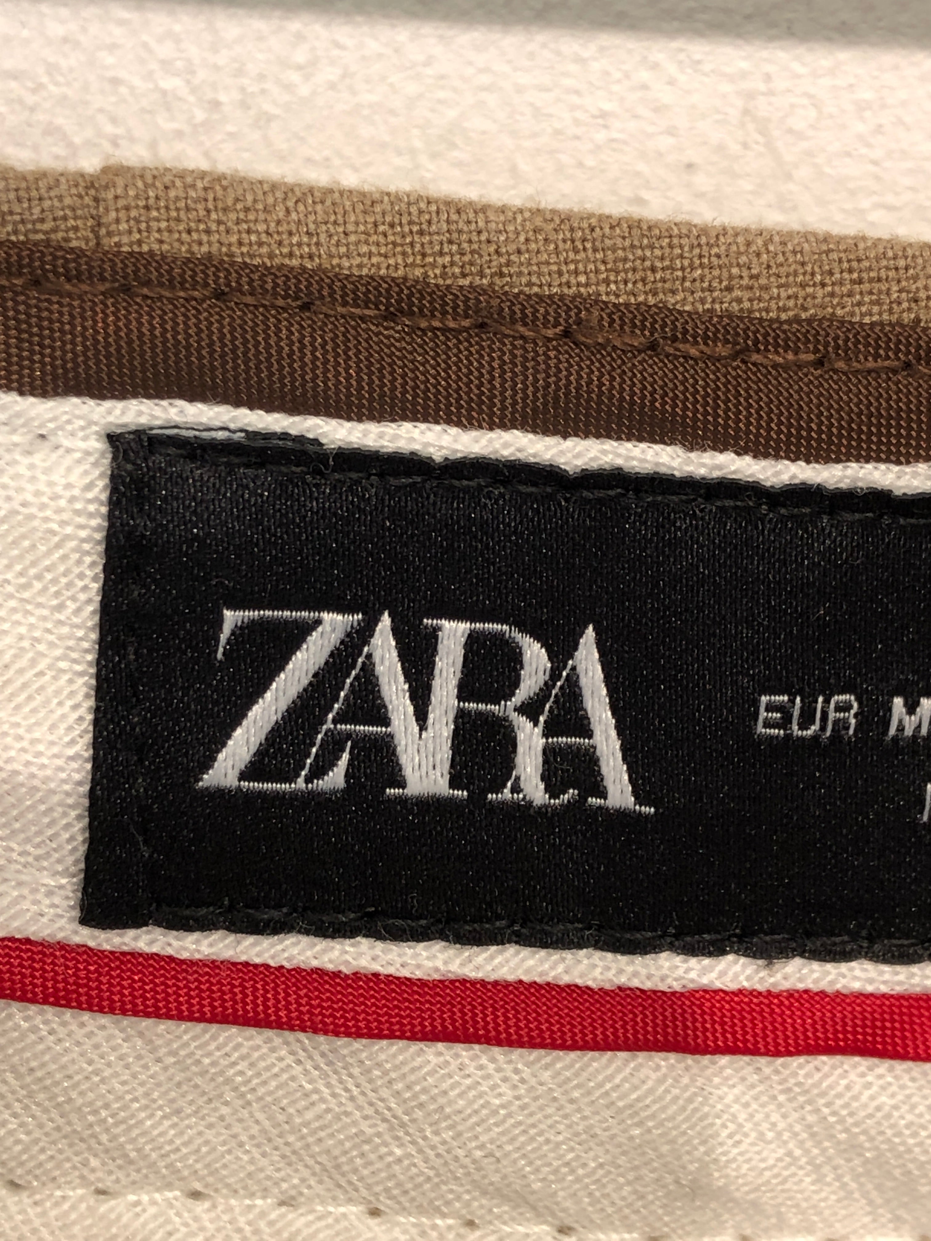 Zara Bukser