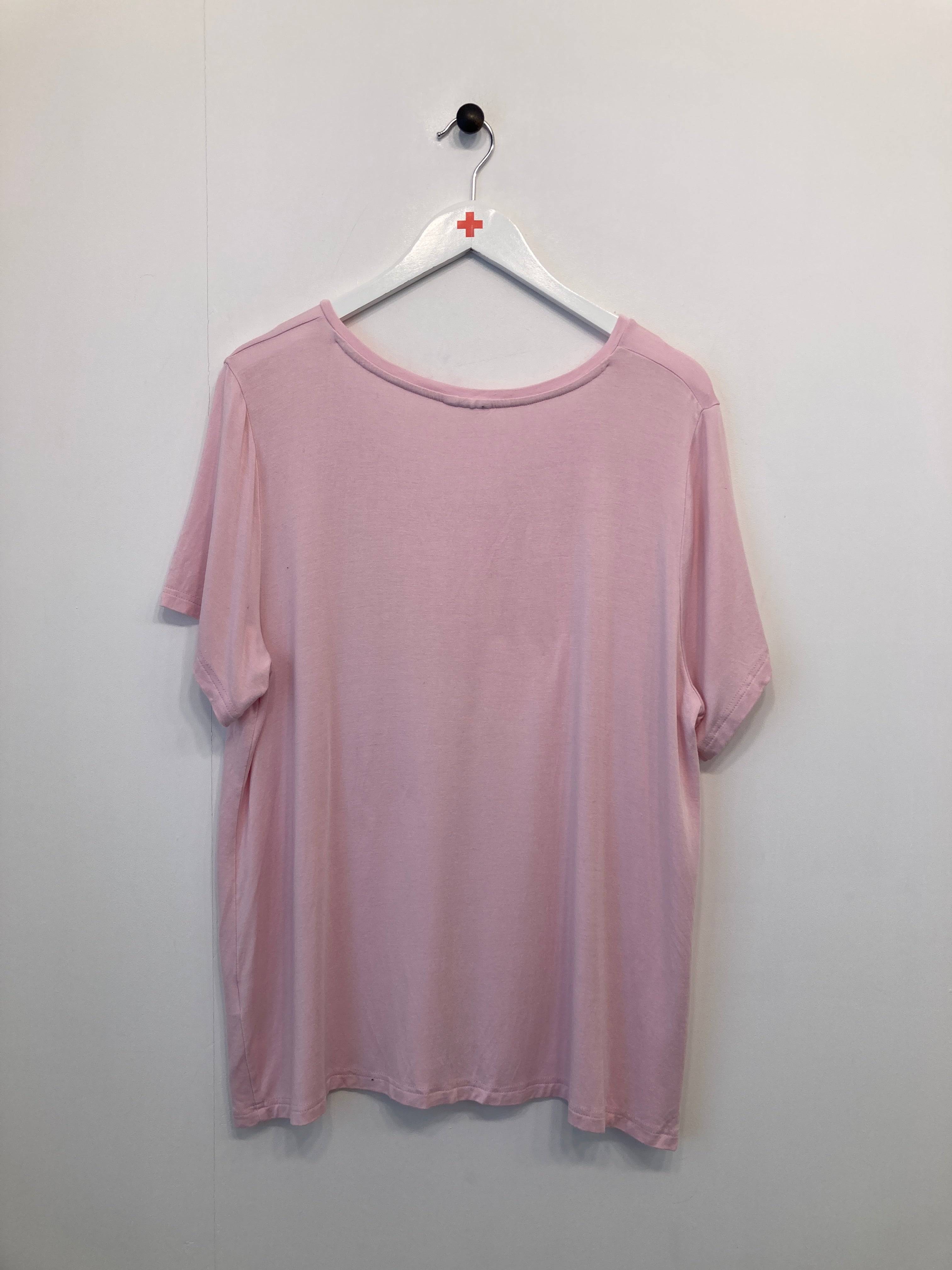 Lyserød T-shirt