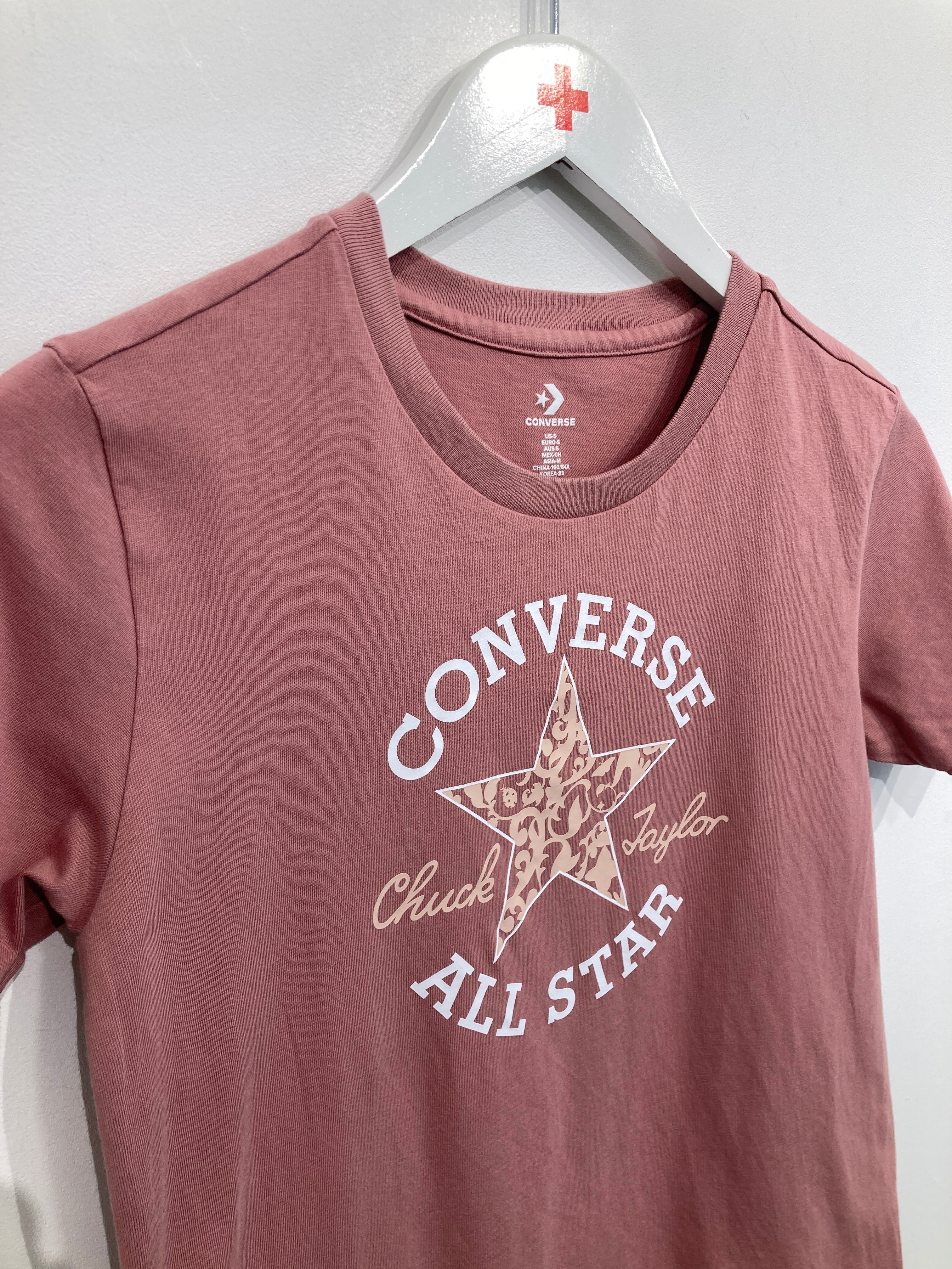 Converse T-shirt