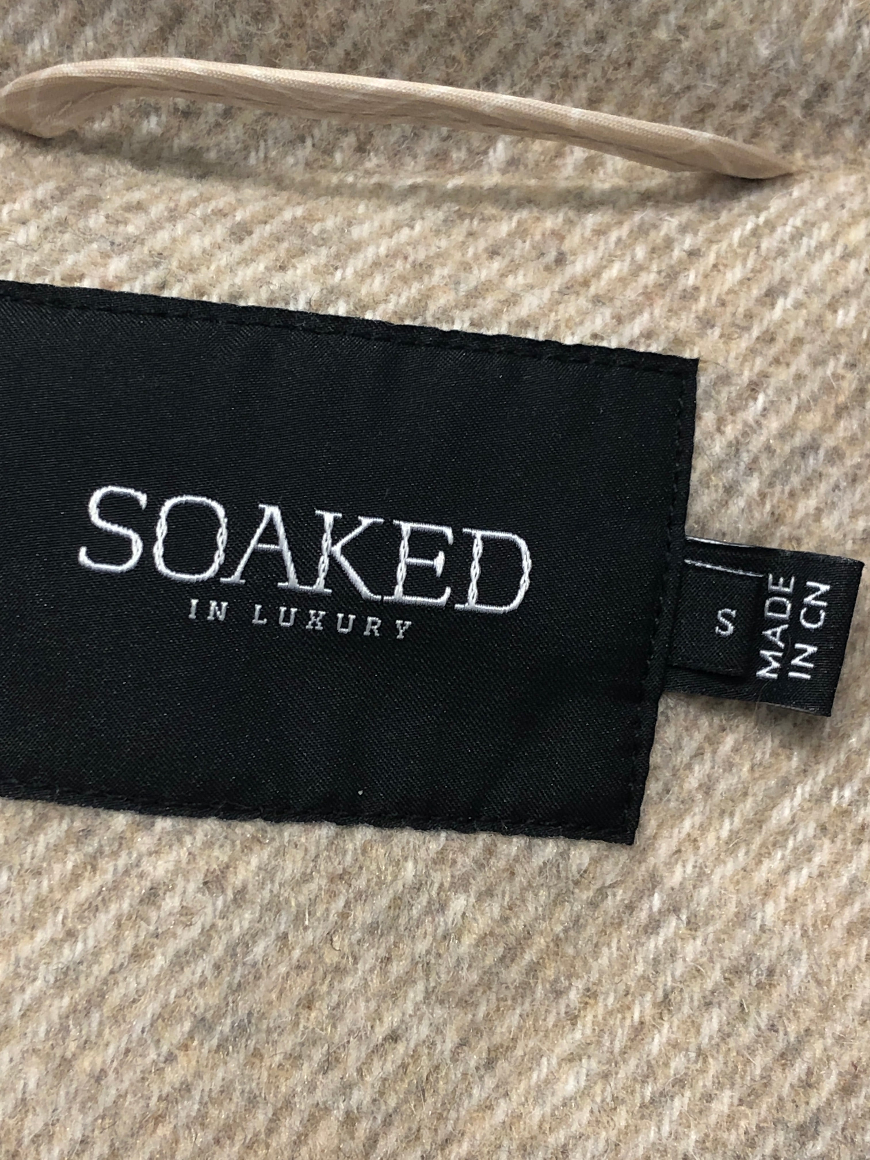 Soaked in Luxury Frakke