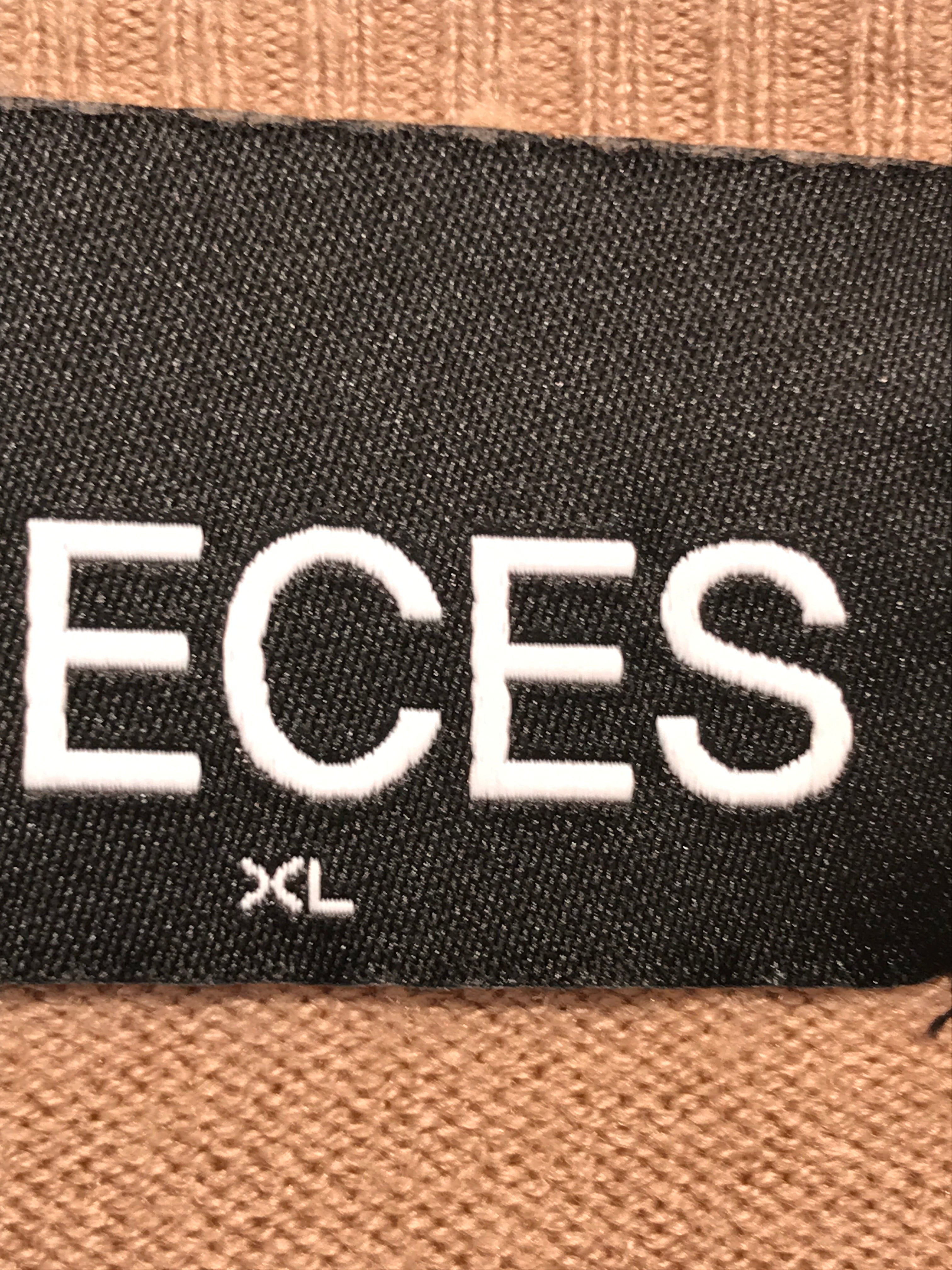 Pieces Strik